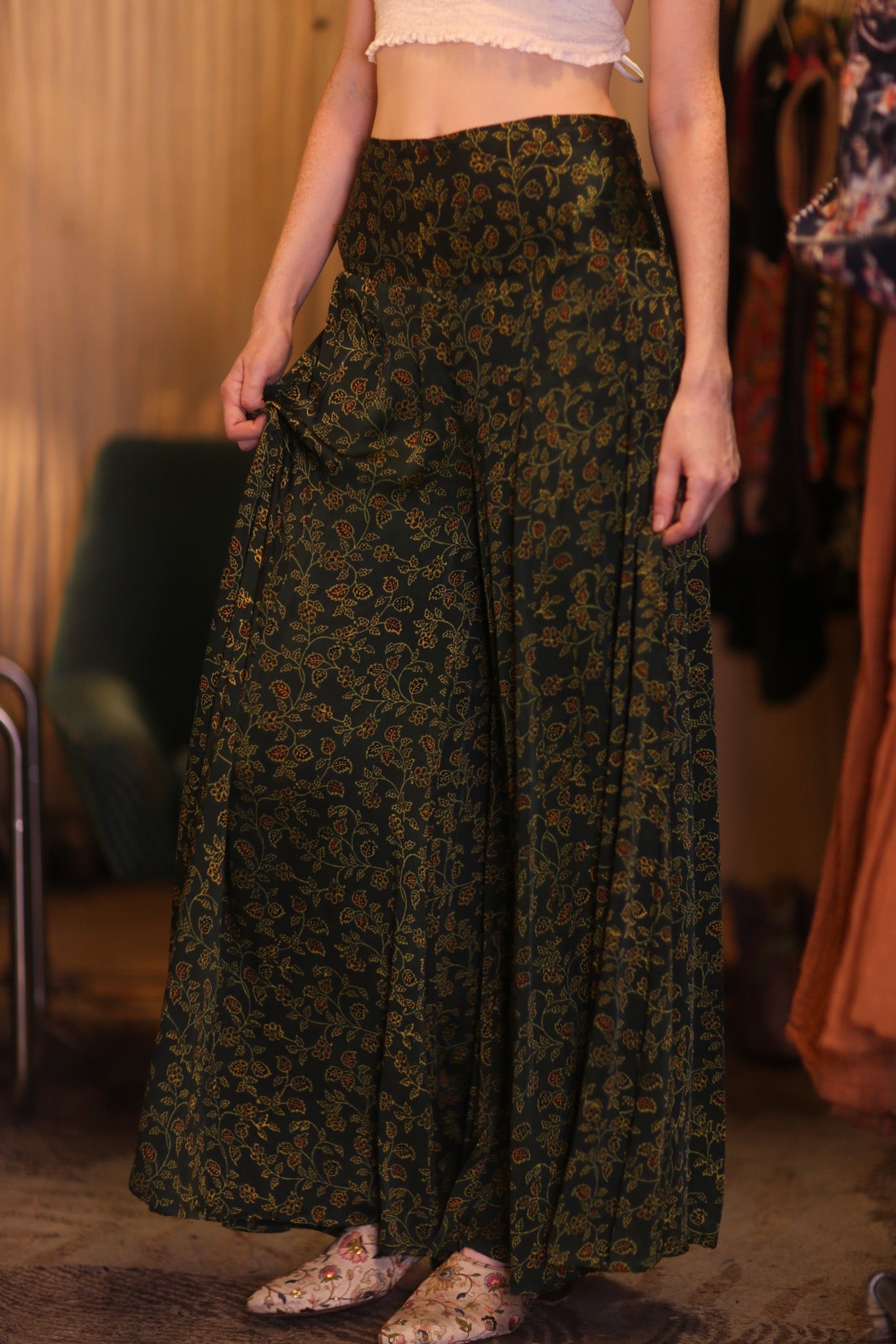 SIlK WIDE LEGS LONG PANTS RUBY FLAMBOYANT - BANGKOK TAILOR CLOTHING STORE - HANDMADE CLOTHING