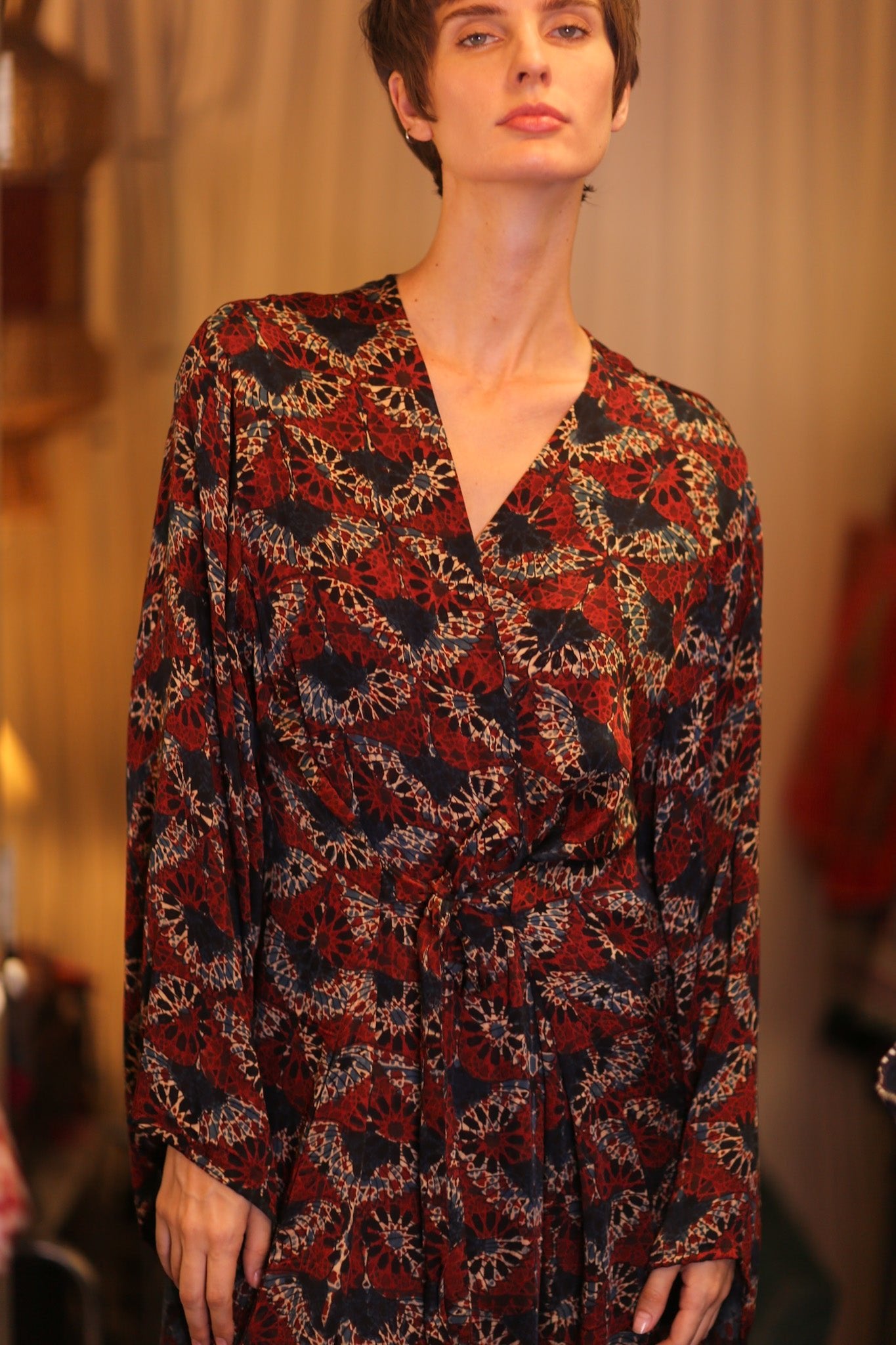 SILK WING KIMONO PINA CHIOE - BANGKOK TAILOR CLOTHING STORE - HANDMADE CLOTHING