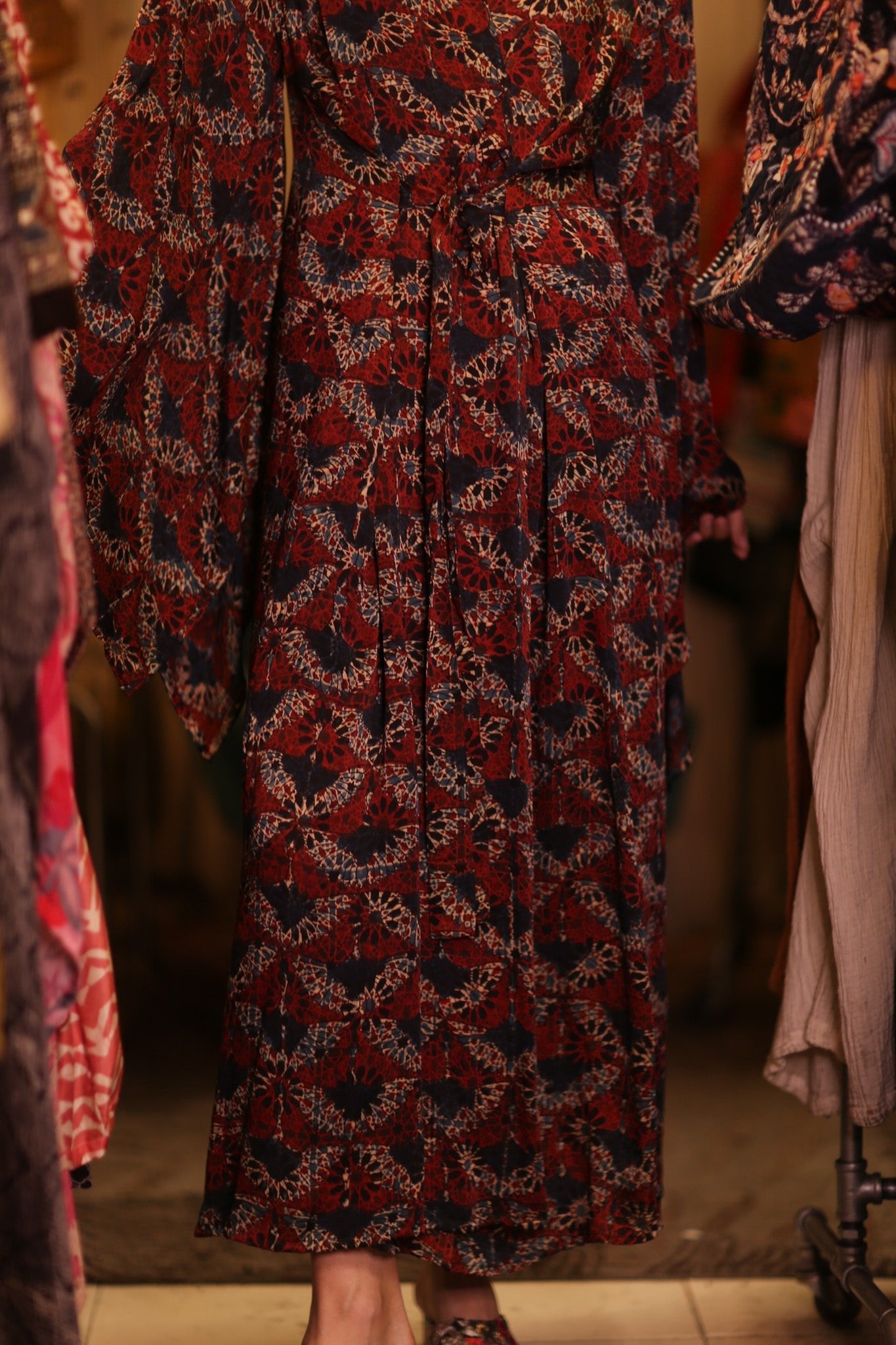 SILK WING KIMONO PINA CHIOE - BANGKOK TAILOR CLOTHING STORE - HANDMADE CLOTHING