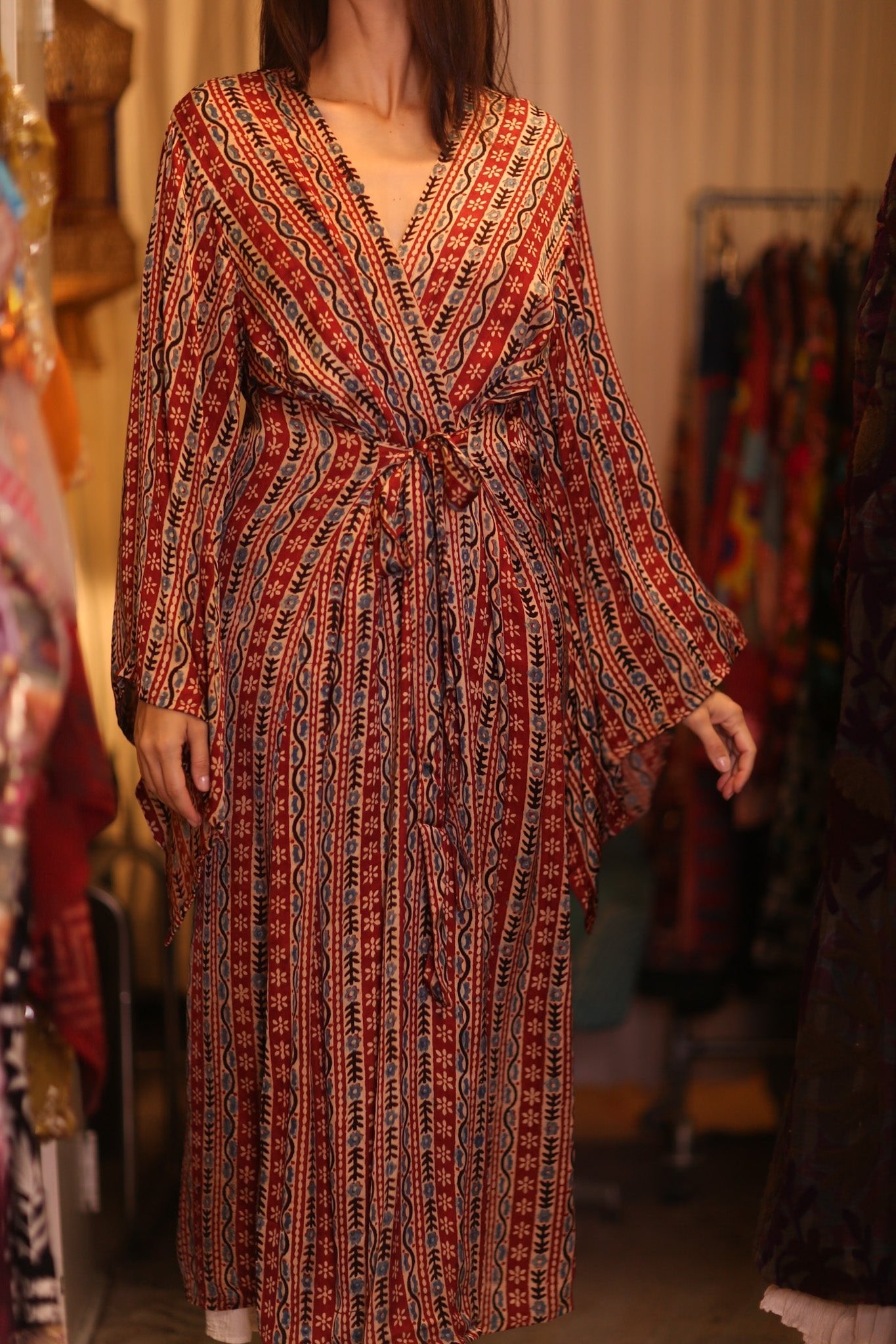 SILK WING KIMONO PINA DORIS - BANGKOK TAILOR CLOTHING STORE - HANDMADE CLOTHING