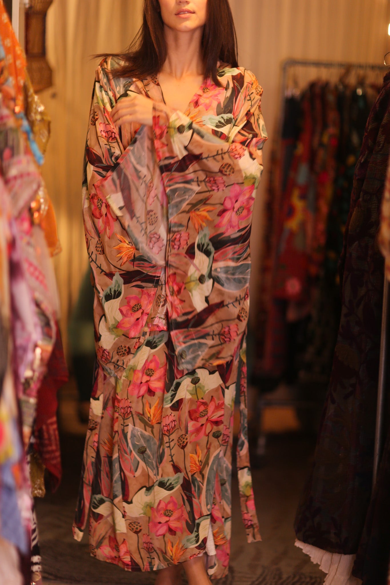 SILK WING KIMONO PINA FLORAL PINKY - BANGKOK TAILOR CLOTHING STORE - HANDMADE CLOTHING