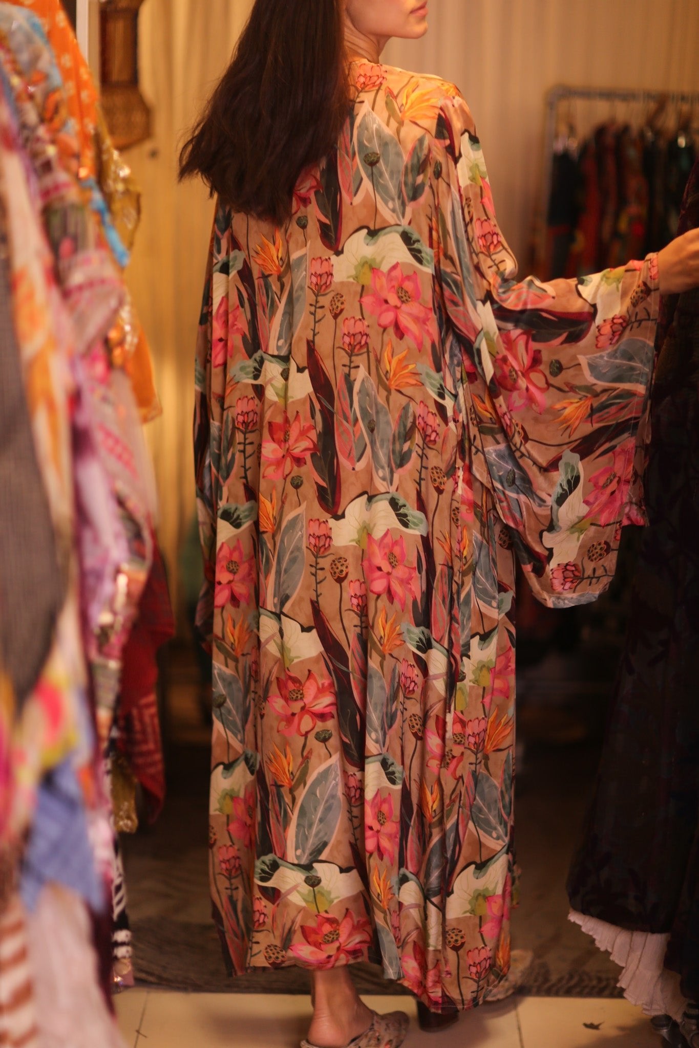 SILK WING KIMONO PINA FLORAL PINKY - BANGKOK TAILOR CLOTHING STORE - HANDMADE CLOTHING