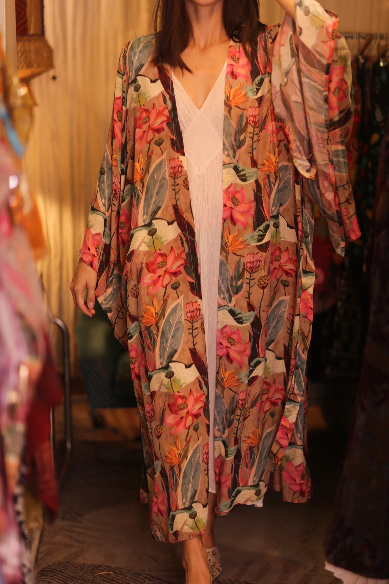 SILK WING KIMONO PINA FLORAL PINKY - BANGKOK TAILOR CLOTHING STORE - HANDMADE CLOTHING