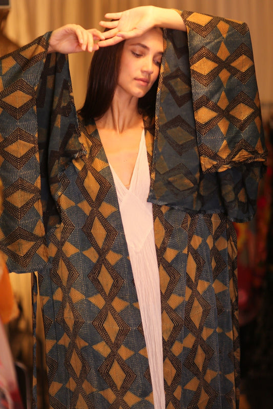 SILK WING KIMONO PINA GOLDEN QUADRANGLE - BANGKOK TAILOR CLOTHING STORE - HANDMADE CLOTHING