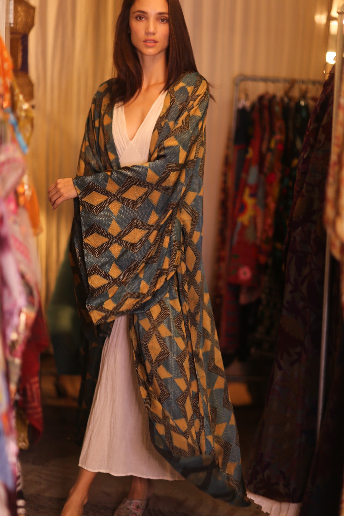 SILK WING KIMONO PINA GOLDEN QUADRANGLE - BANGKOK TAILOR CLOTHING STORE - HANDMADE CLOTHING
