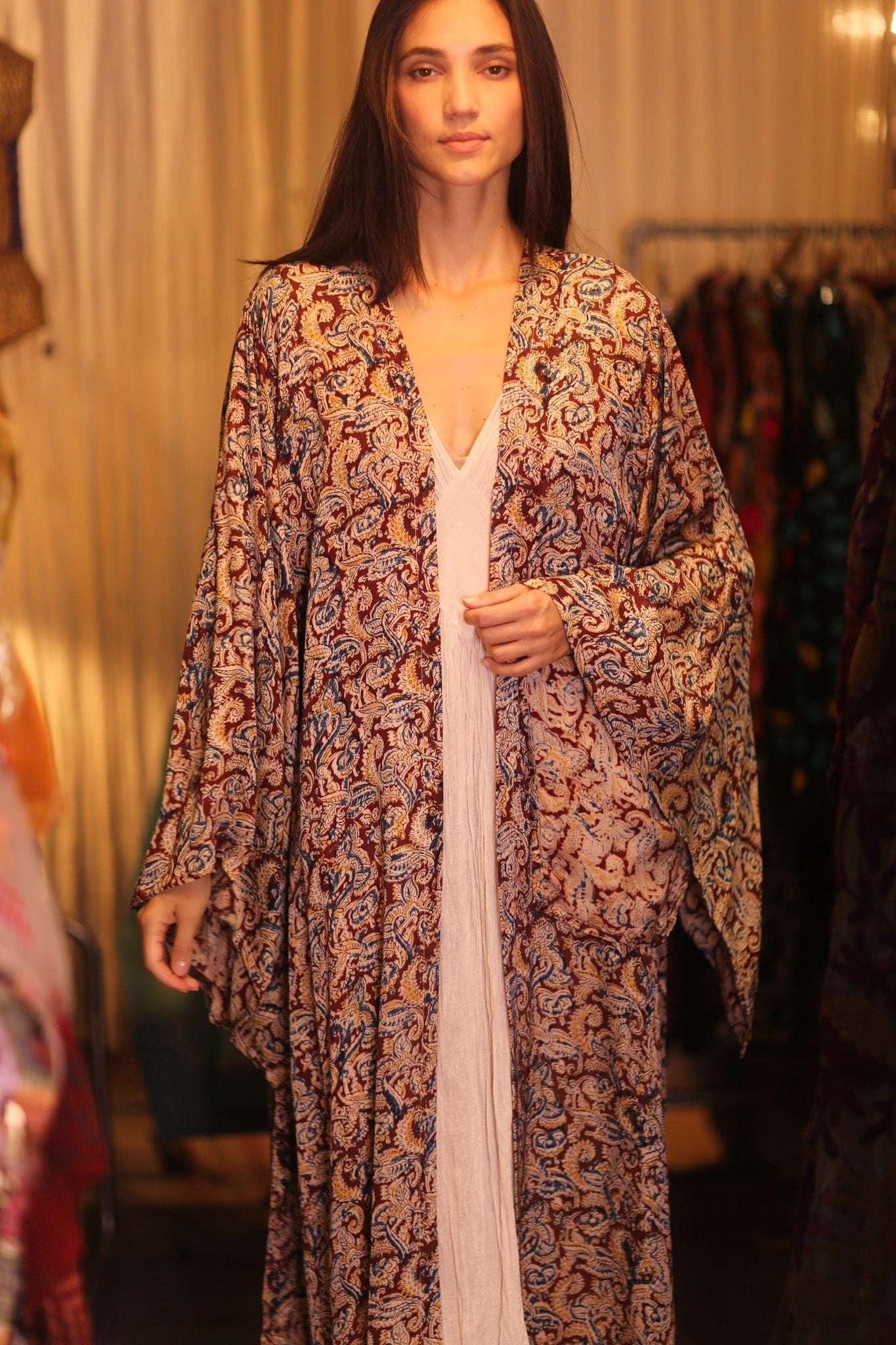 SILK WING KIMONO PINA IVAN - BANGKOK TAILOR CLOTHING STORE - HANDMADE CLOTHING