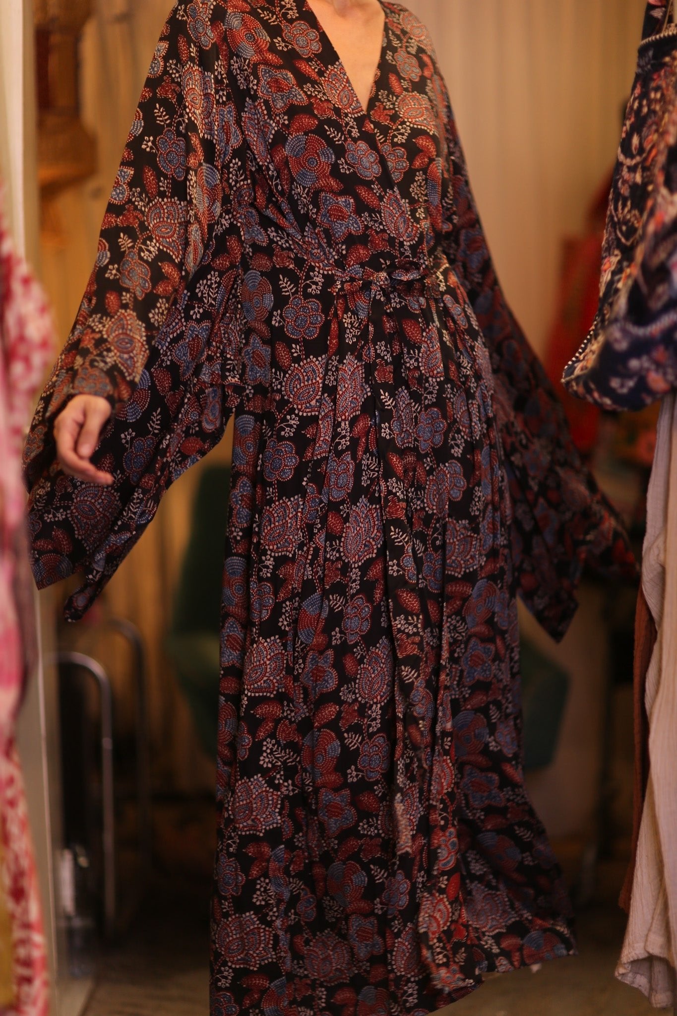 SILK WING KIMONO PINA RUBY - BANGKOK TAILOR CLOTHING STORE - HANDMADE CLOTHING