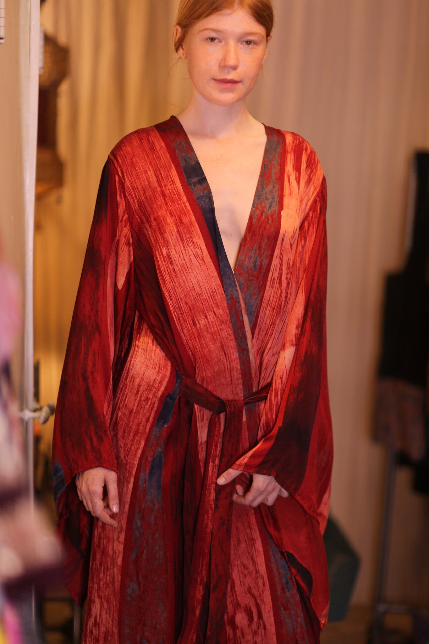 SILK WING KIMONO PINA SAMEE - BANGKOK TAILOR CLOTHING STORE - HANDMADE CLOTHING