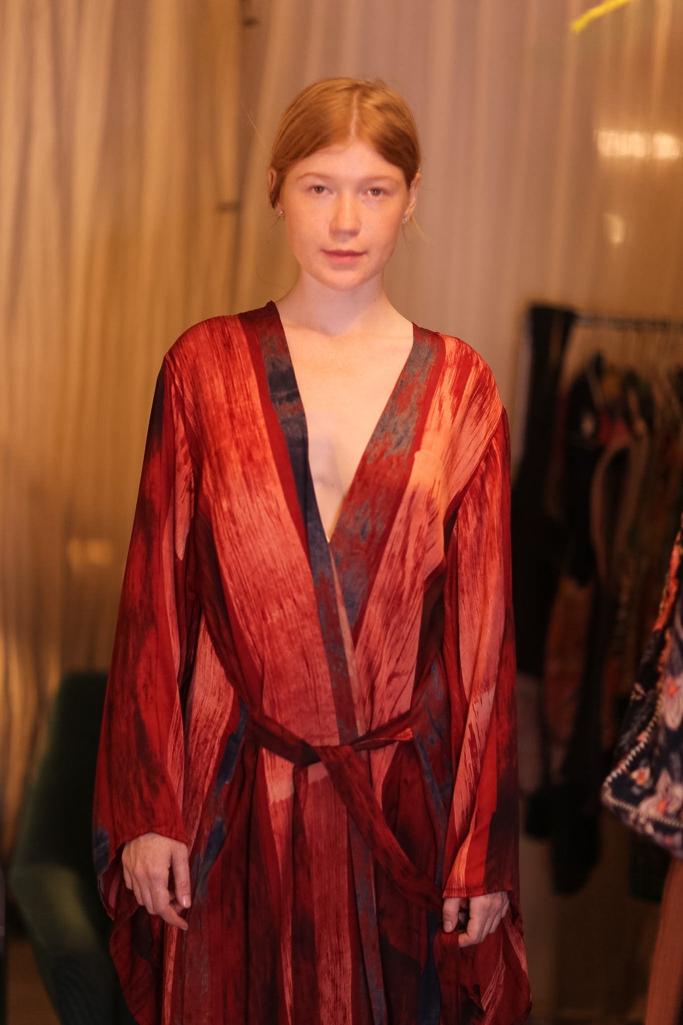 SILK WING KIMONO PINA SAMEE - BANGKOK TAILOR CLOTHING STORE - HANDMADE CLOTHING
