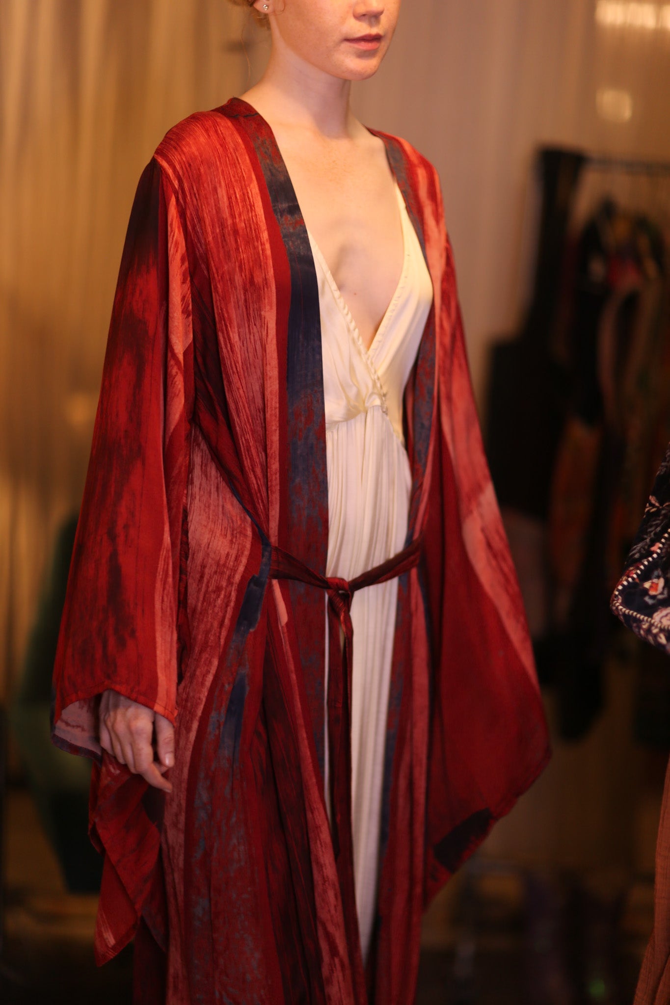 SILK WING KIMONO PINA SAMEE - BANGKOK TAILOR CLOTHING STORE - HANDMADE CLOTHING