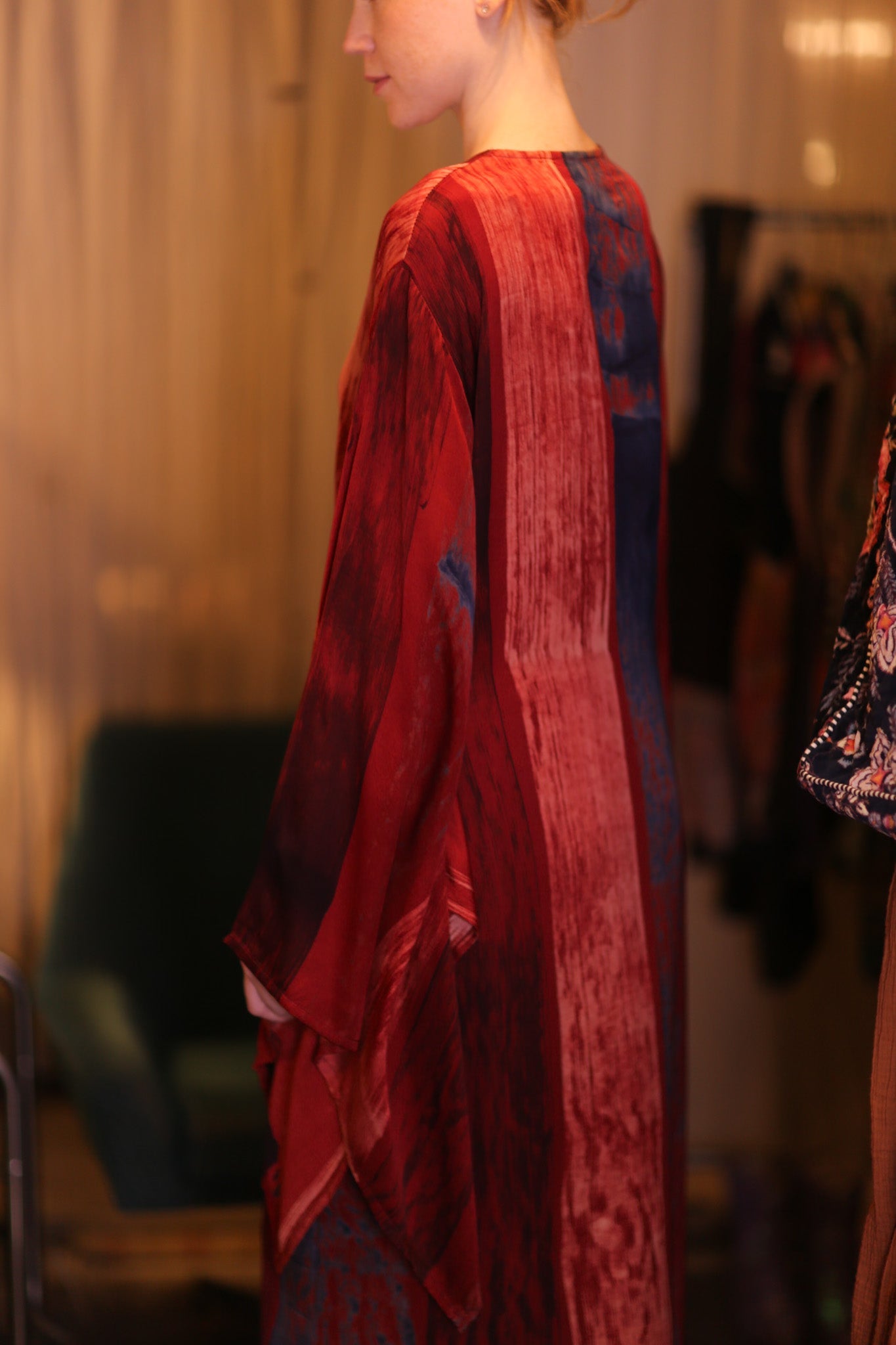 SILK WING KIMONO PINA SAMEE - BANGKOK TAILOR CLOTHING STORE - HANDMADE CLOTHING