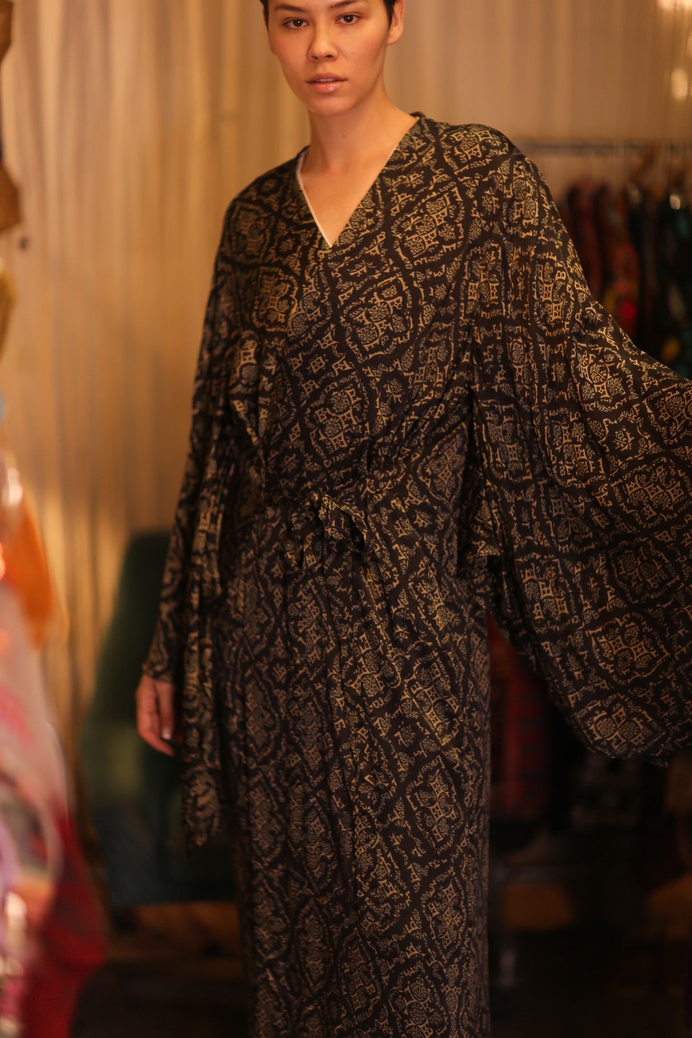 SILK WING KIMONO PINA YANA - BANGKOK TAILOR CLOTHING STORE - HANDMADE CLOTHING