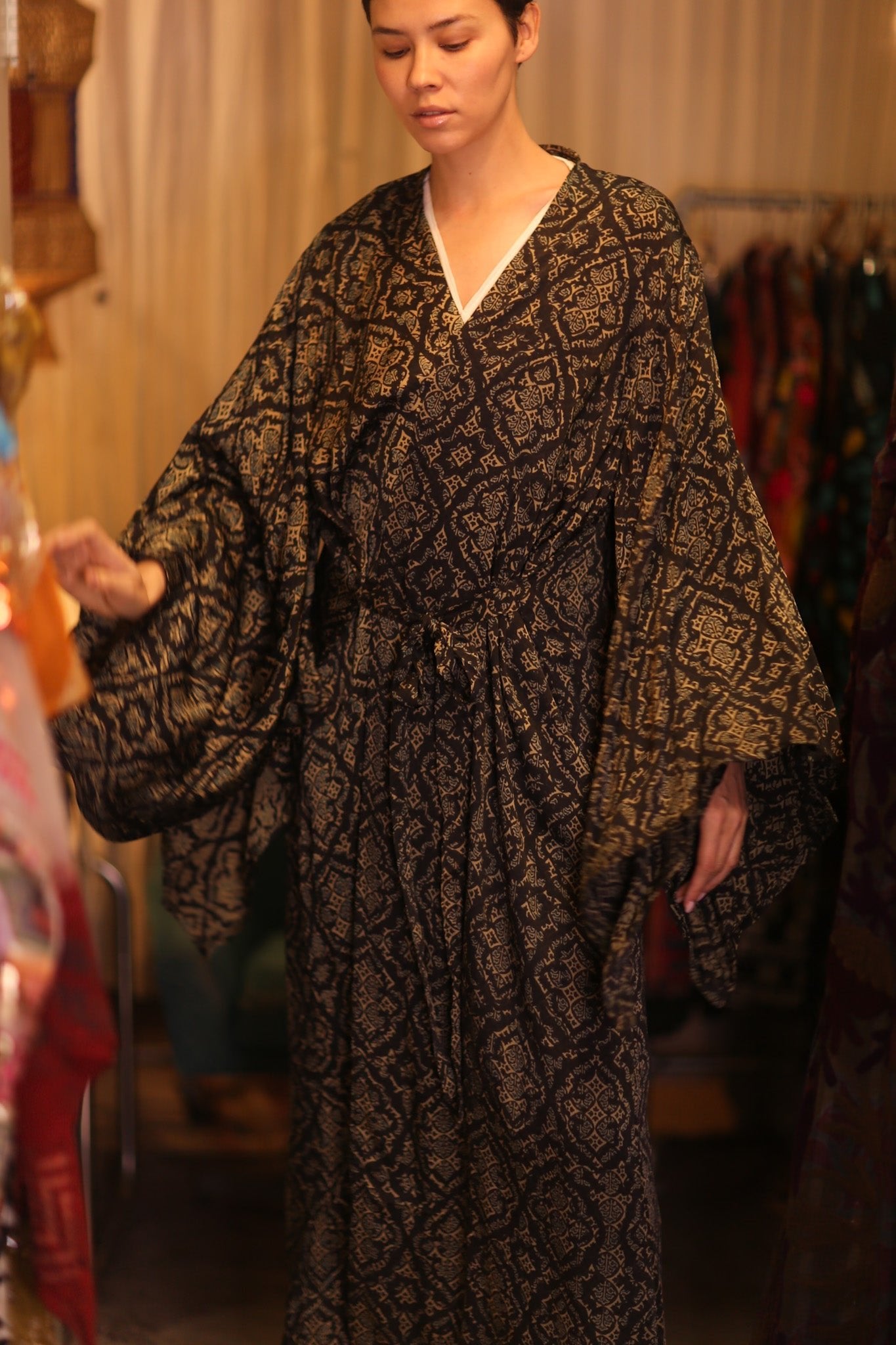 SILK WING KIMONO PINA YANA - BANGKOK TAILOR CLOTHING STORE - HANDMADE CLOTHING