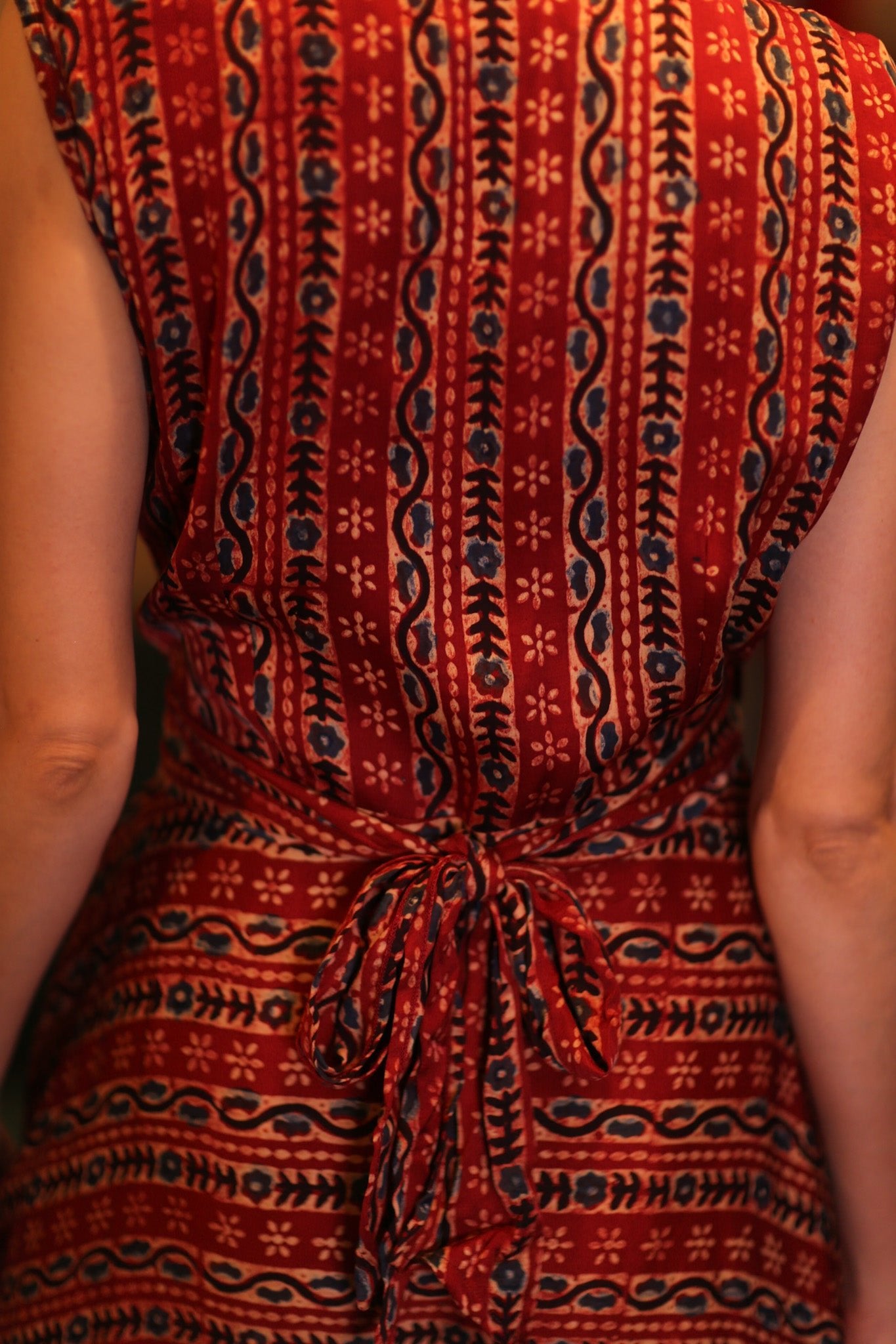 SILK WRAP DRESS GABRIELE KYAUKNI - BANGKOK TAILOR CLOTHING STORE - HANDMADE CLOTHING