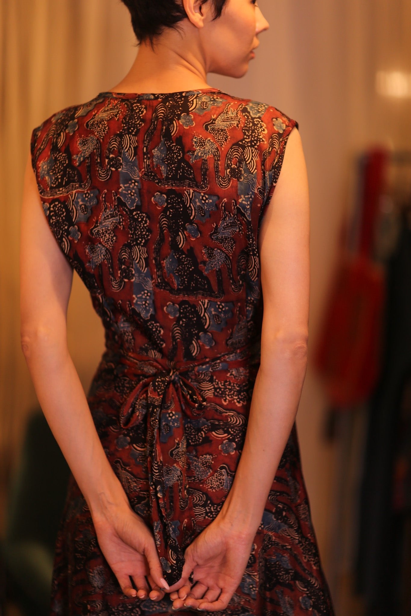 SILK WRAP DRESS GABRIELE PADA - BANGKOK TAILOR CLOTHING STORE - HANDMADE CLOTHING
