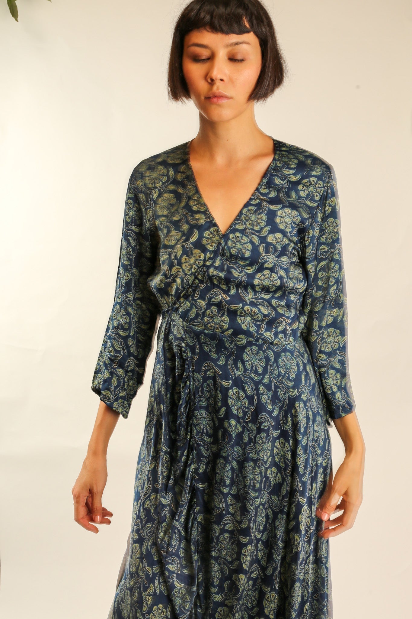 SILK WRAP DRESS WANDA - BANGKOK TAILOR CLOTHING STORE - HANDMADE CLOTHING