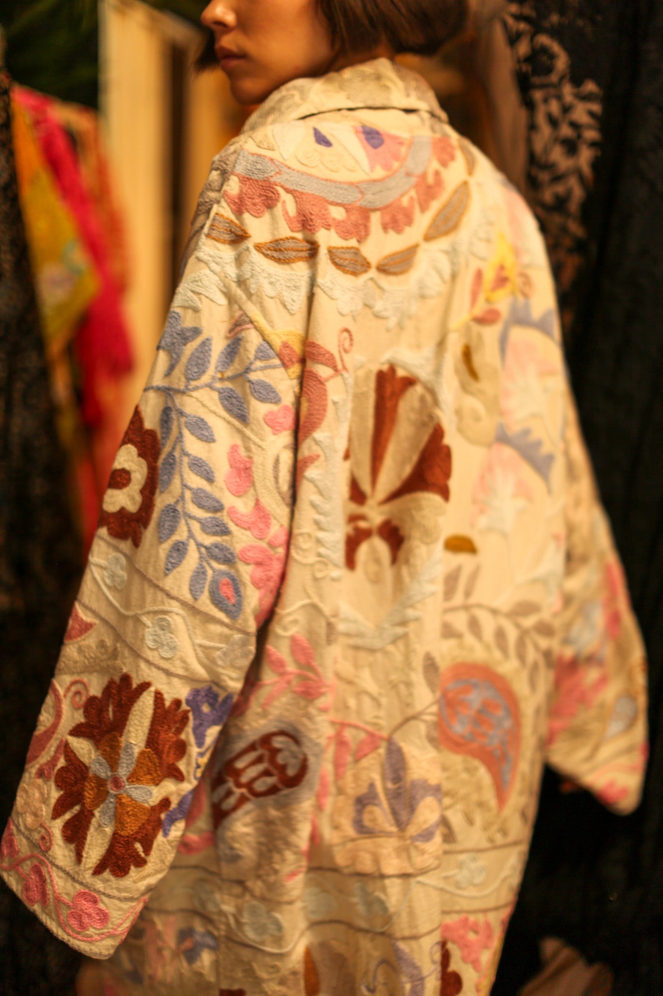 SUZANI COAT LEYNA - BANGKOK TAILOR CLOTHING STORE - HANDMADE CLOTHING