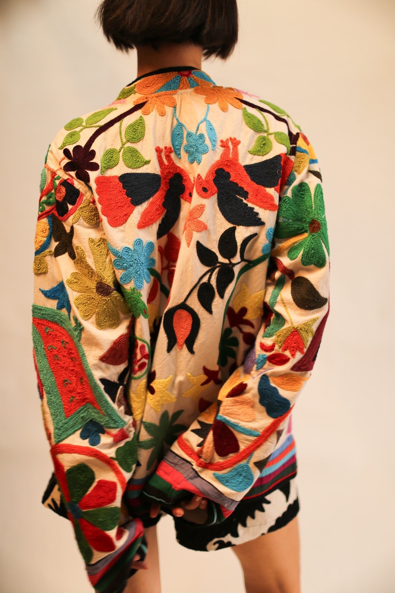 SUZANI EMBROIDERED JACKET MAEVE - BANGKOK TAILOR CLOTHING STORE - HANDMADE CLOTHING