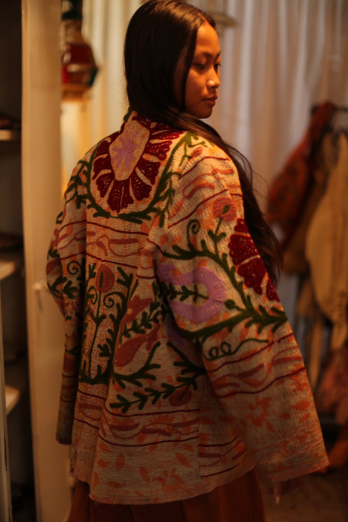 SUZANI EMBROIDERED KIMONO JAYKE - BANGKOK TAILOR CLOTHING STORE - HANDMADE CLOTHING