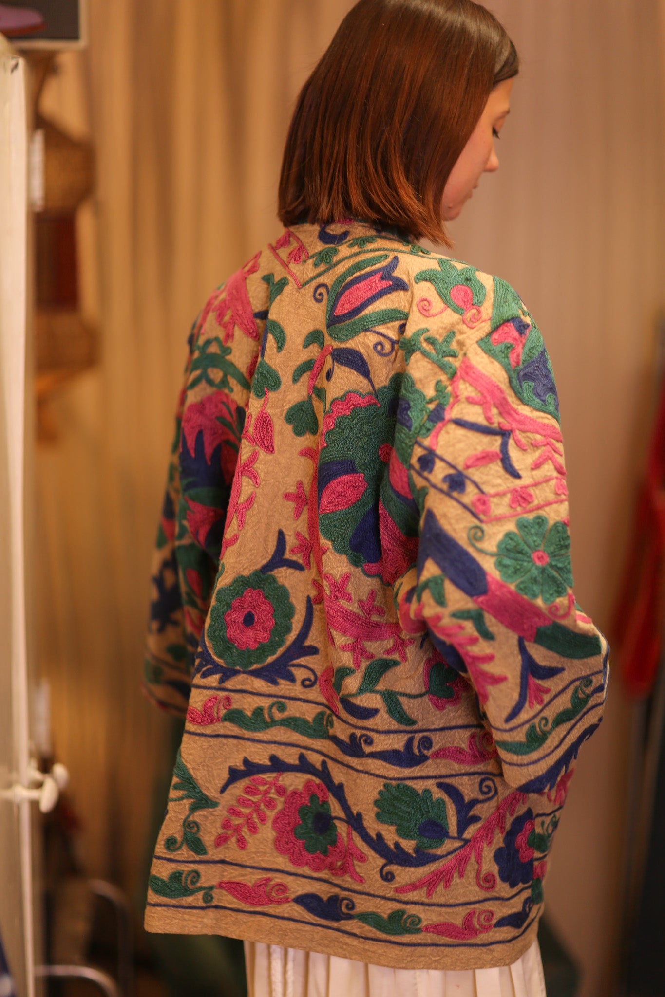 SUZANI EMBROIDERED SHORT KIMONO MONTY AMET - BANGKOK TAILOR CLOTHING STORE - HANDMADE CLOTHING