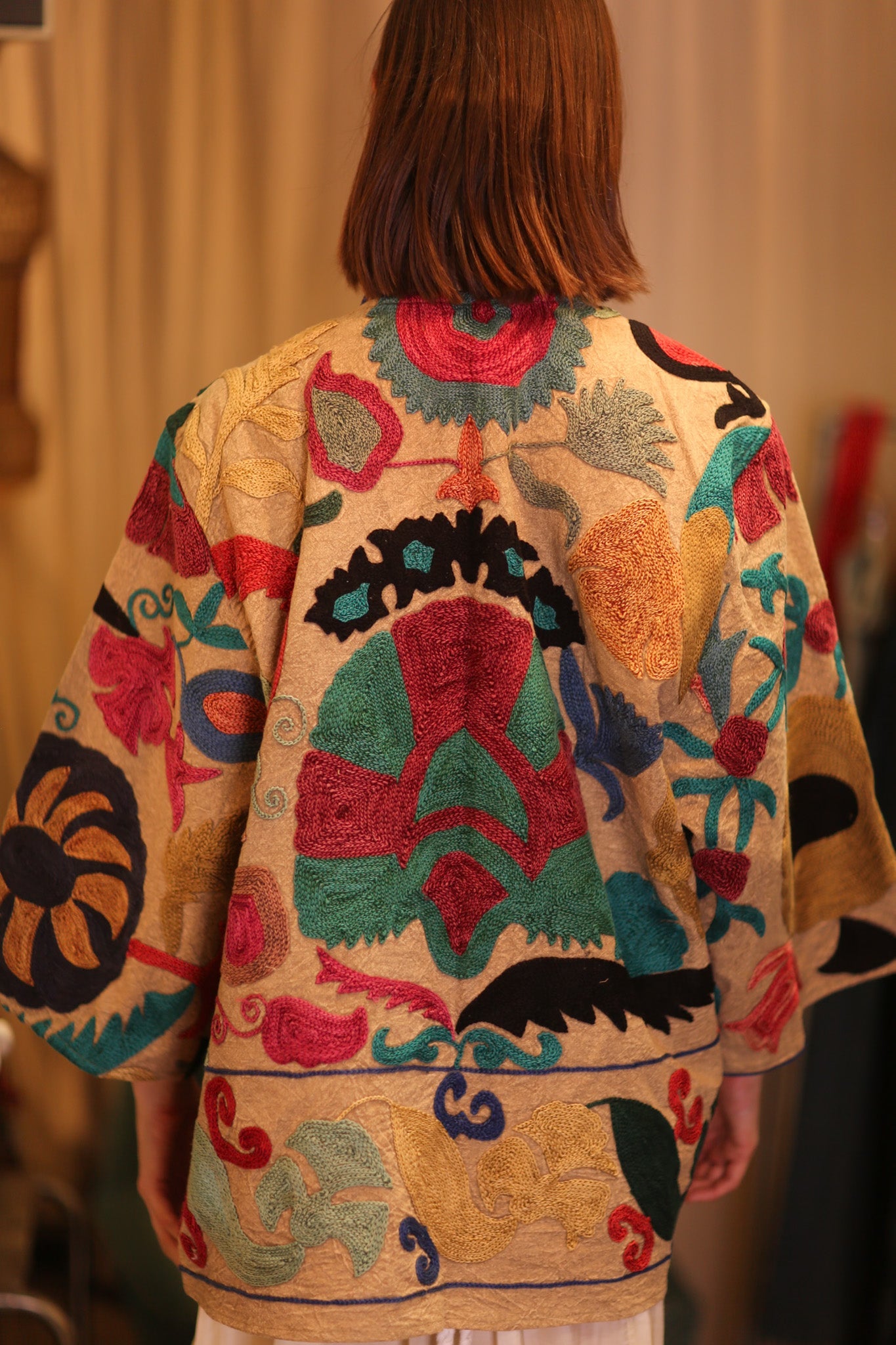 SUZANI EMBROIDERED SHORT KIMONO MONTY MAYI - BANGKOK TAILOR CLOTHING STORE - HANDMADE CLOTHING
