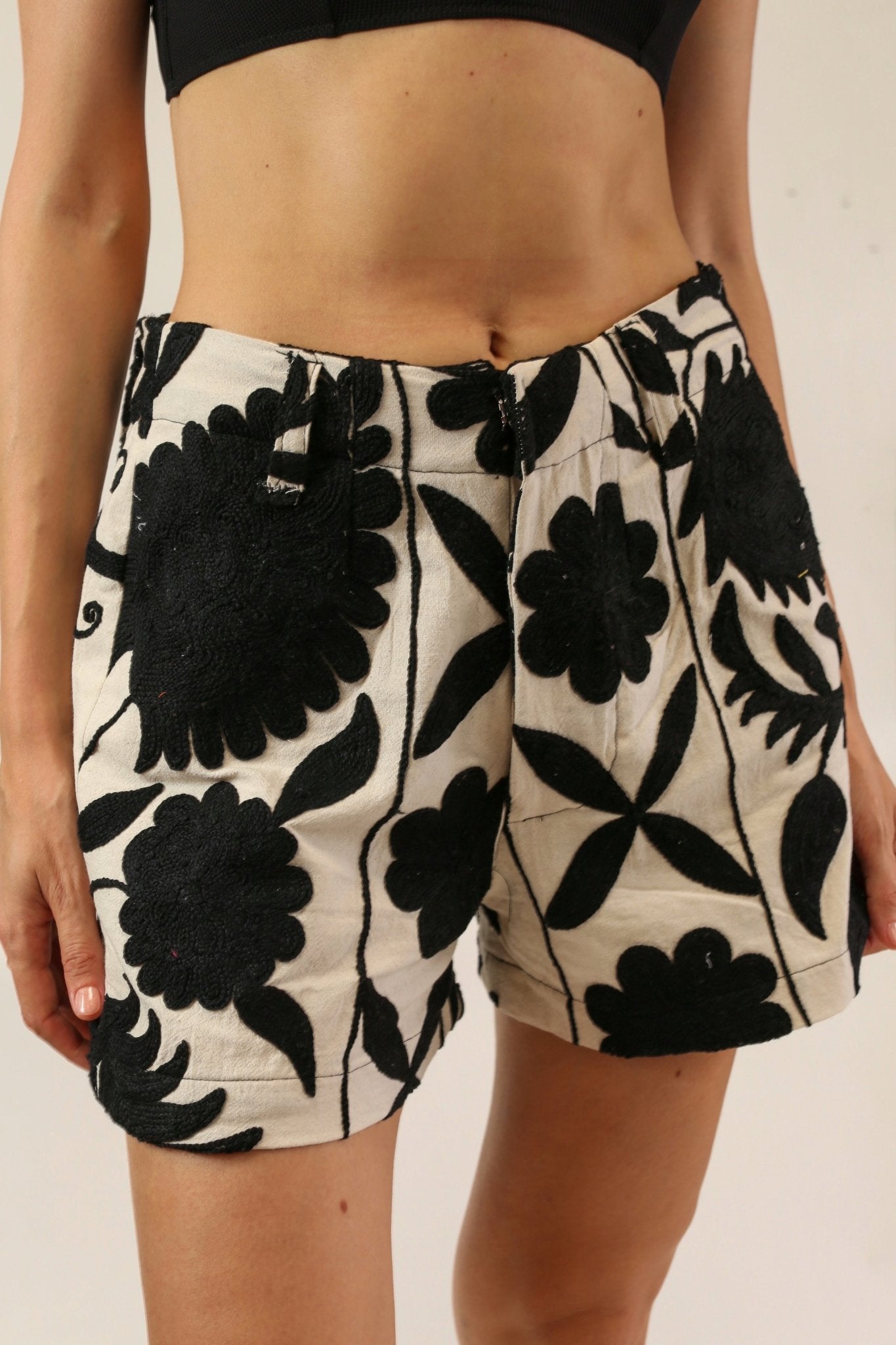 SUZANI EMBROIDERED SHORTS KATIE - BANGKOK TAILOR CLOTHING STORE - HANDMADE CLOTHING