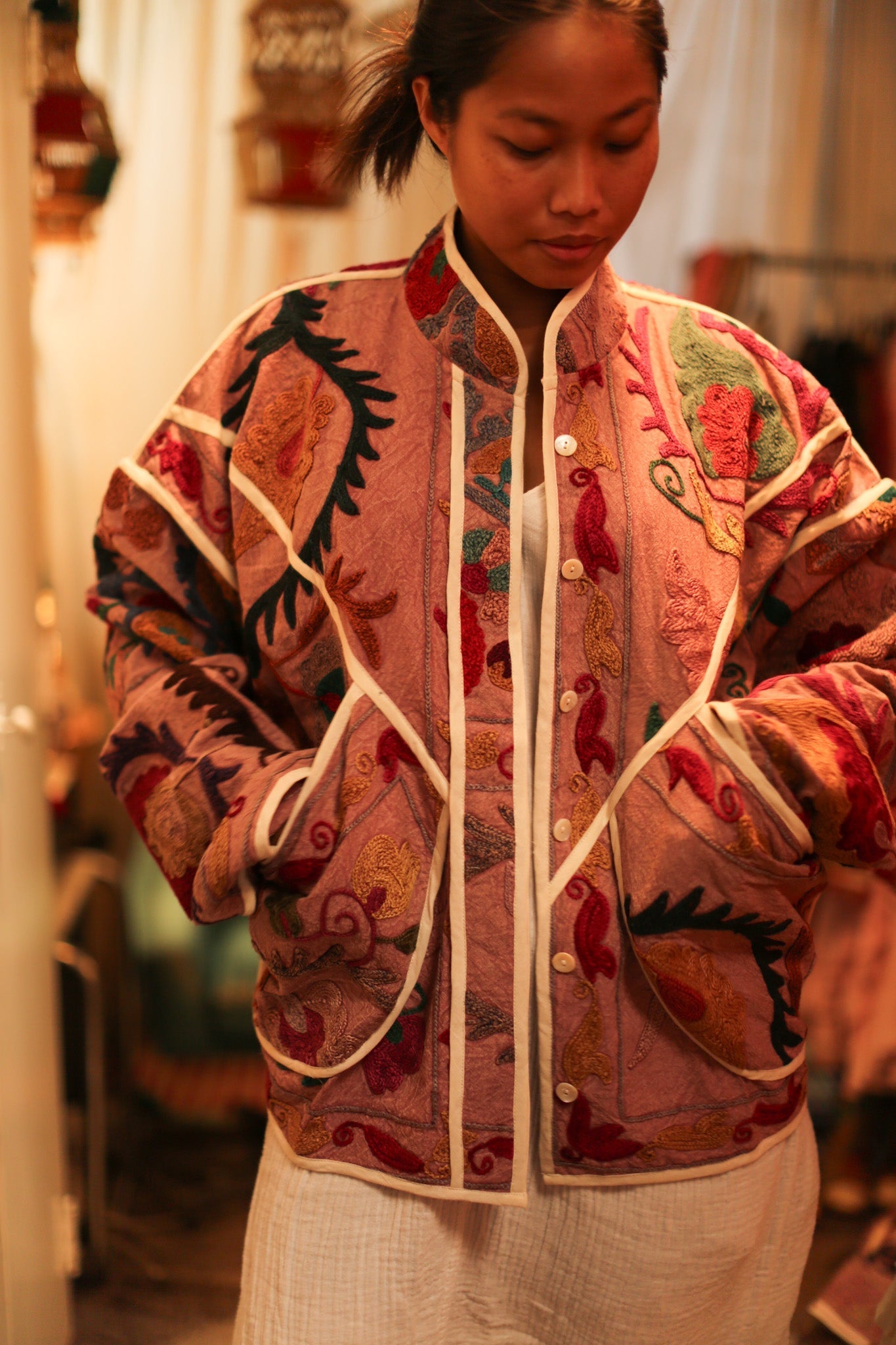 SUZANI JACKET AINAH - BANGKOK TAILOR CLOTHING STORE - HANDMADE CLOTHING