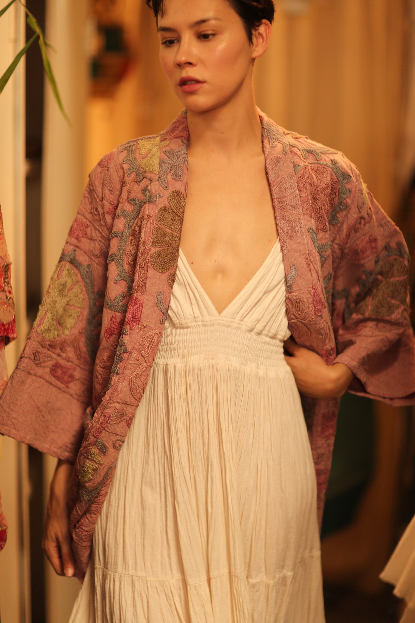 SUZANI SHORT KIMONO MONTY PINK ASSORTED - BANGKOK TAILOR CLOTHING STORE - HANDMADE CLOTHING