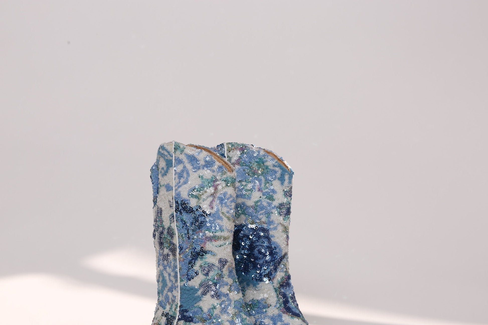 TATI SEQUINS EMBROIDERED COWBOY BOOTS - BANGKOK TAILOR CLOTHING STORE - HANDMADE CLOTHING