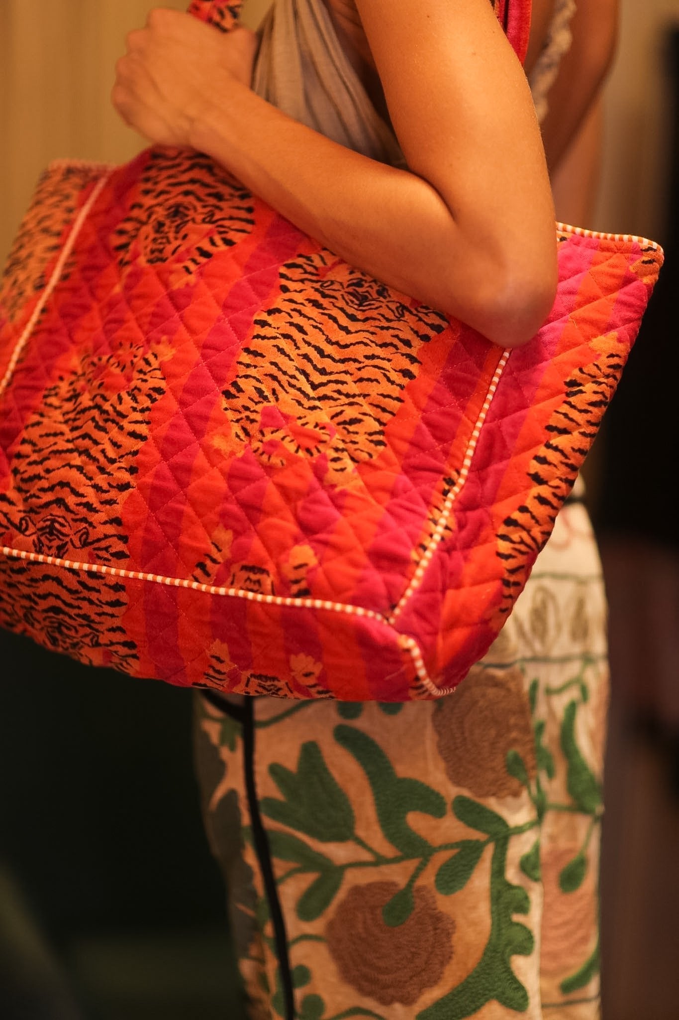 TOTE BAG ORANGE TIGER - BANGKOK TAILOR CLOTHING STORE - HANDMADE CLOTHING