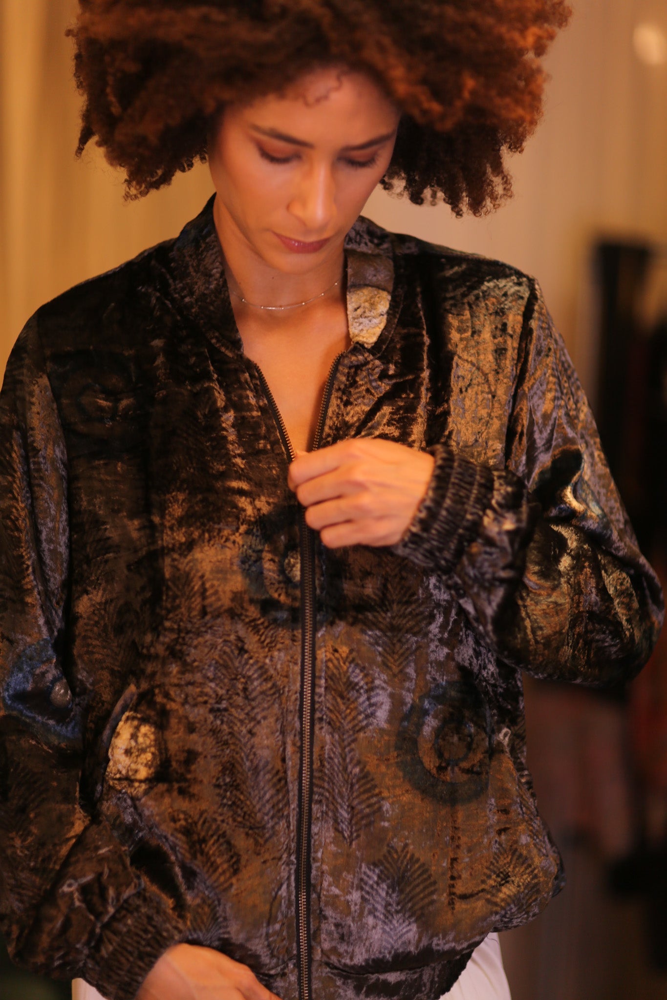 VELVET BOMBER JACKET ANCHA KAWTHAUNG - BANGKOK TAILOR CLOTHING STORE - HANDMADE CLOTHING