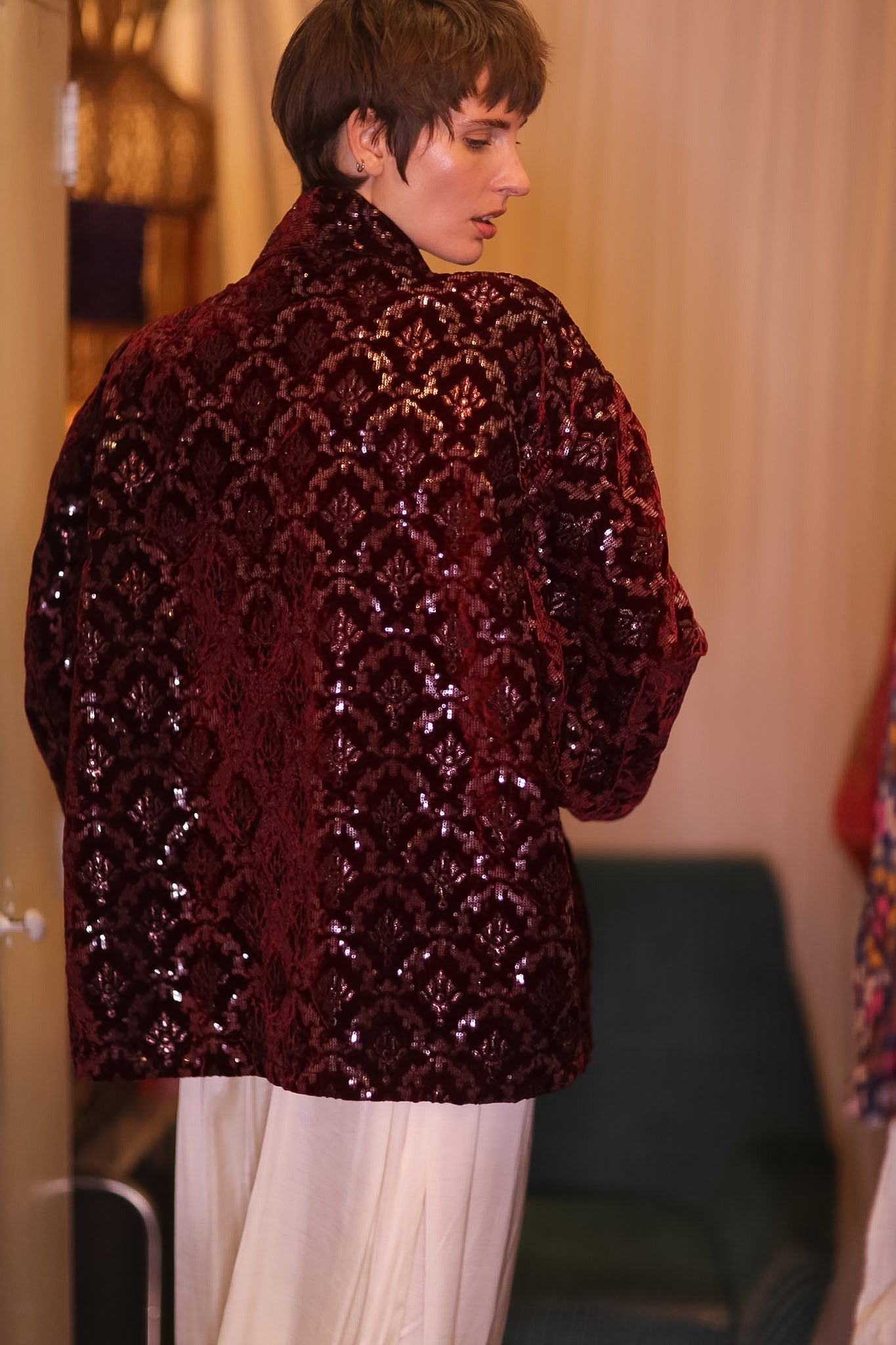 VELVET SHORT KIMONO CRIMSON - BANGKOK TAILOR CLOTHING STORE - HANDMADE CLOTHING