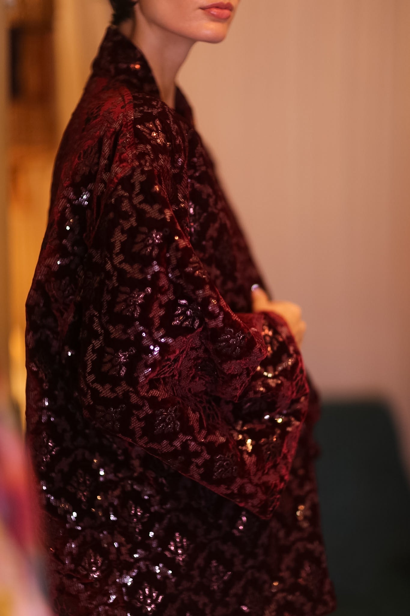 VELVET SHORT KIMONO CRIMSON - BANGKOK TAILOR CLOTHING STORE - HANDMADE CLOTHING