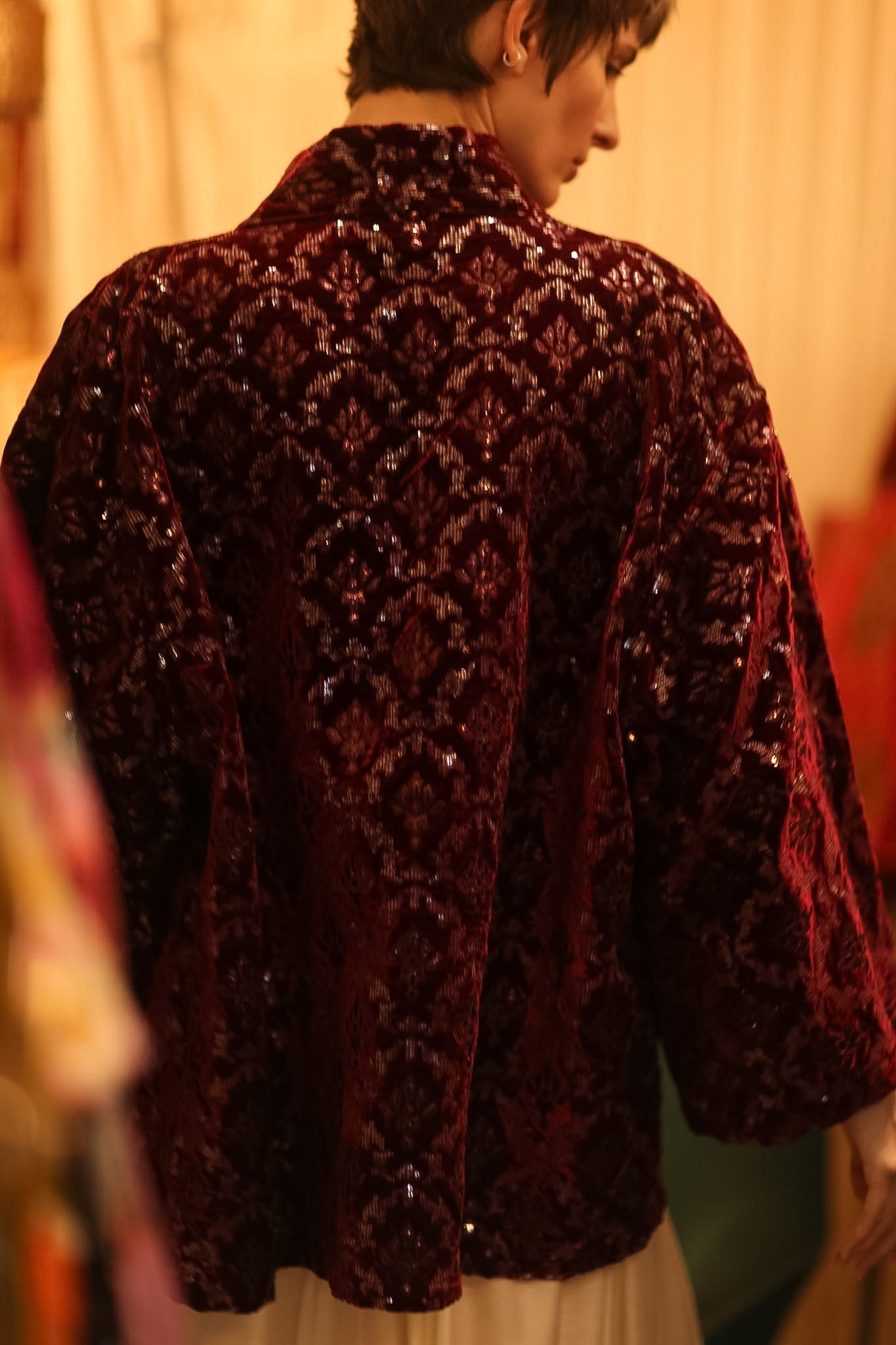 VELVET SHORT KIMONO CRIMSON - BANGKOK TAILOR CLOTHING STORE - HANDMADE CLOTHING