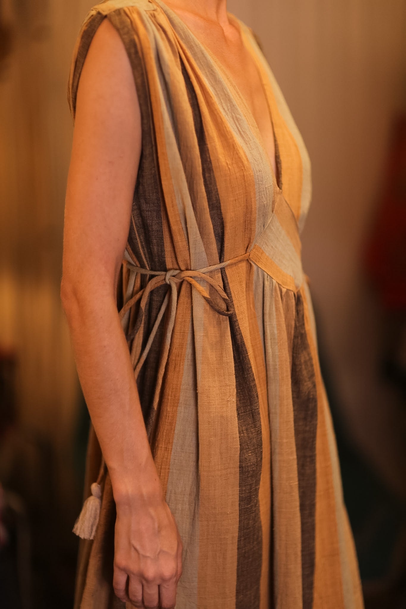 VICTORIA COTTON DRESS ELARA - BANGKOK TAILOR CLOTHING STORE - HANDMADE CLOTHING