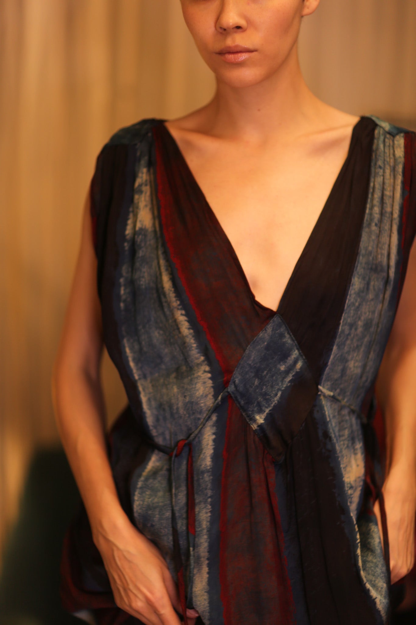 VICTORIA SILK DRESS LINA - BANGKOK TAILOR CLOTHING STORE - HANDMADE CLOTHING
