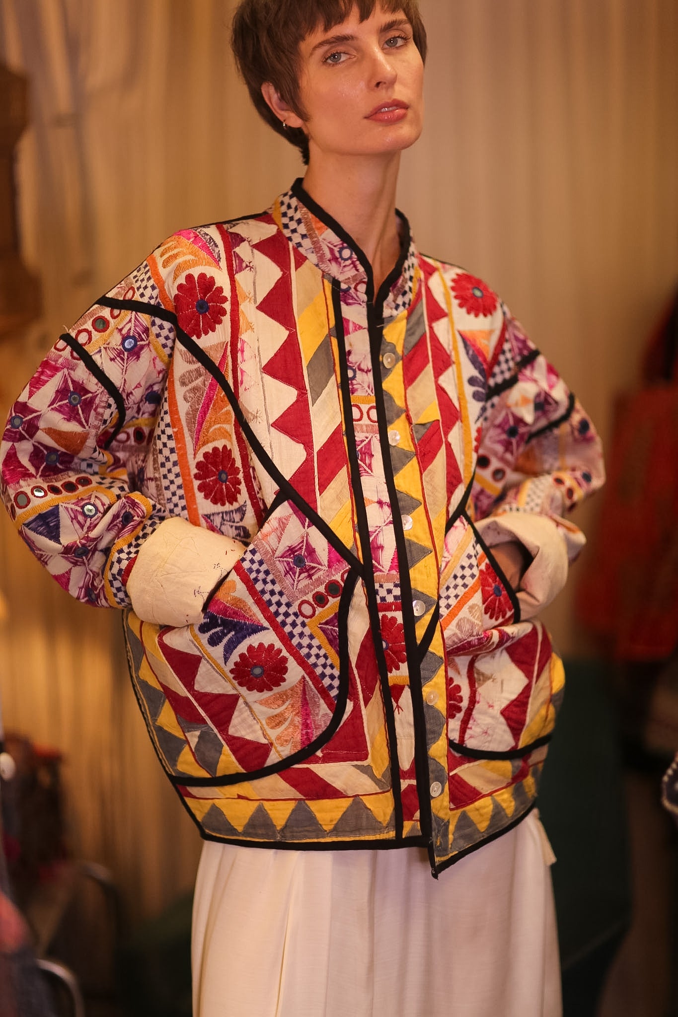 VINTAGE ANTIQUE JACEKT KELINDA - BANGKOK TAILOR CLOTHING STORE - HANDMADE CLOTHING