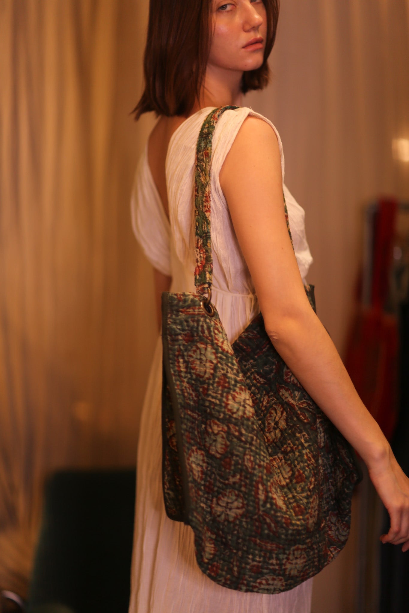 VINTAGE STYLE KANTHA BAG SAKAR - BANGKOK TAILOR CLOTHING STORE - HANDMADE CLOTHING