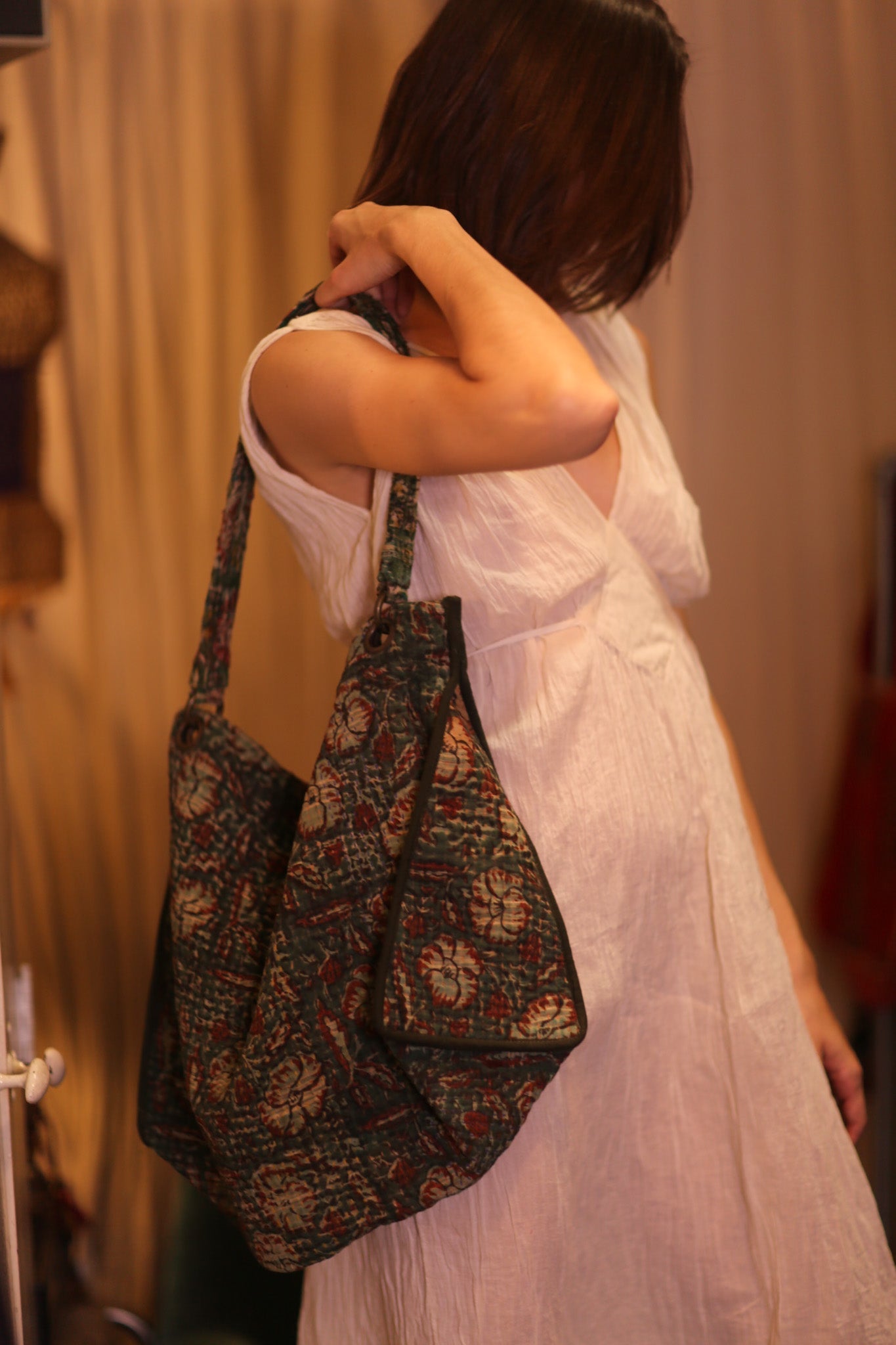 VINTAGE STYLE KANTHA BAG SAKAR - BANGKOK TAILOR CLOTHING STORE - HANDMADE CLOTHING