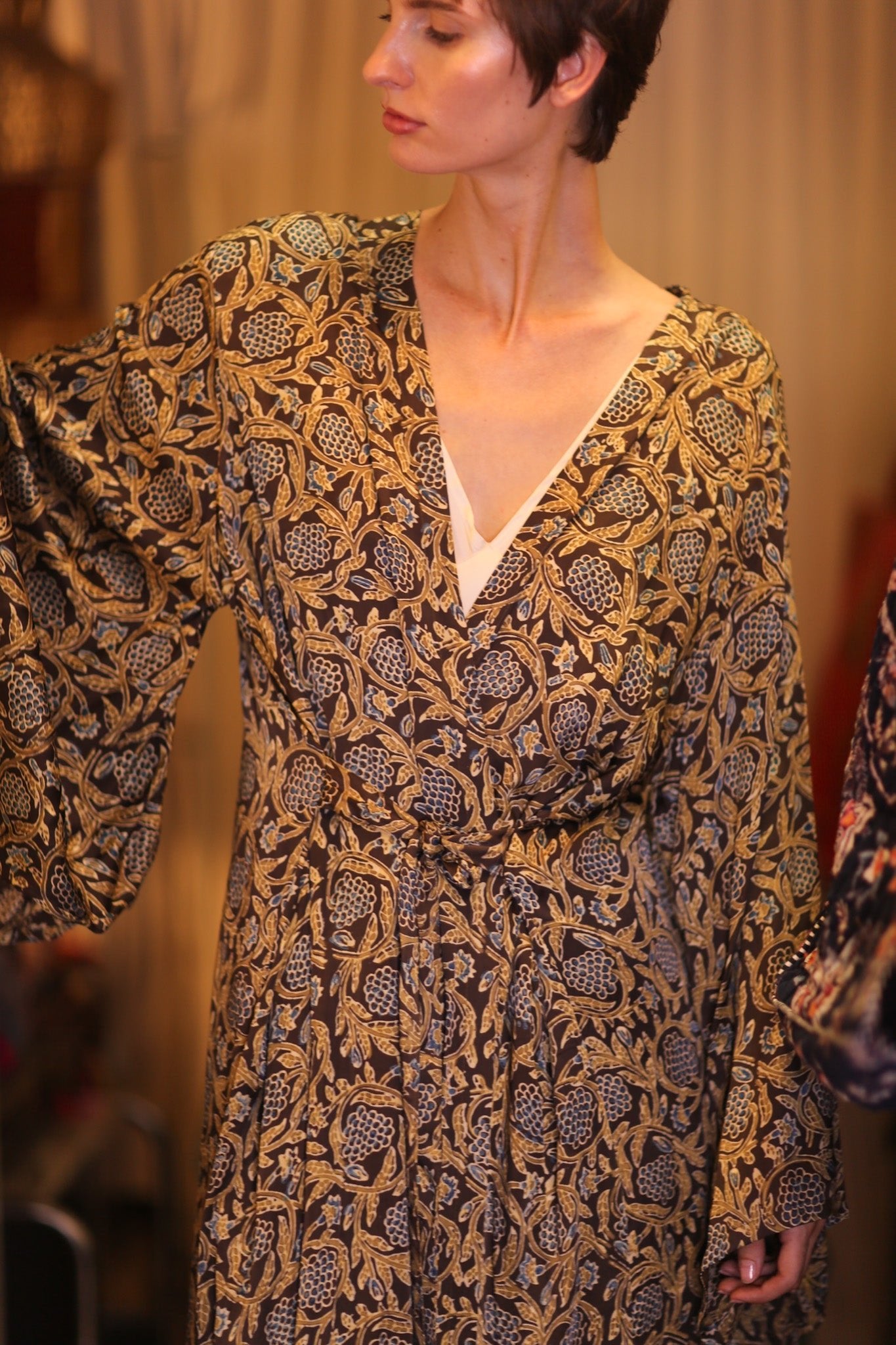 WING KIMONO PINA HYDRANGEA - BANGKOK TAILOR CLOTHING STORE - HANDMADE CLOTHING