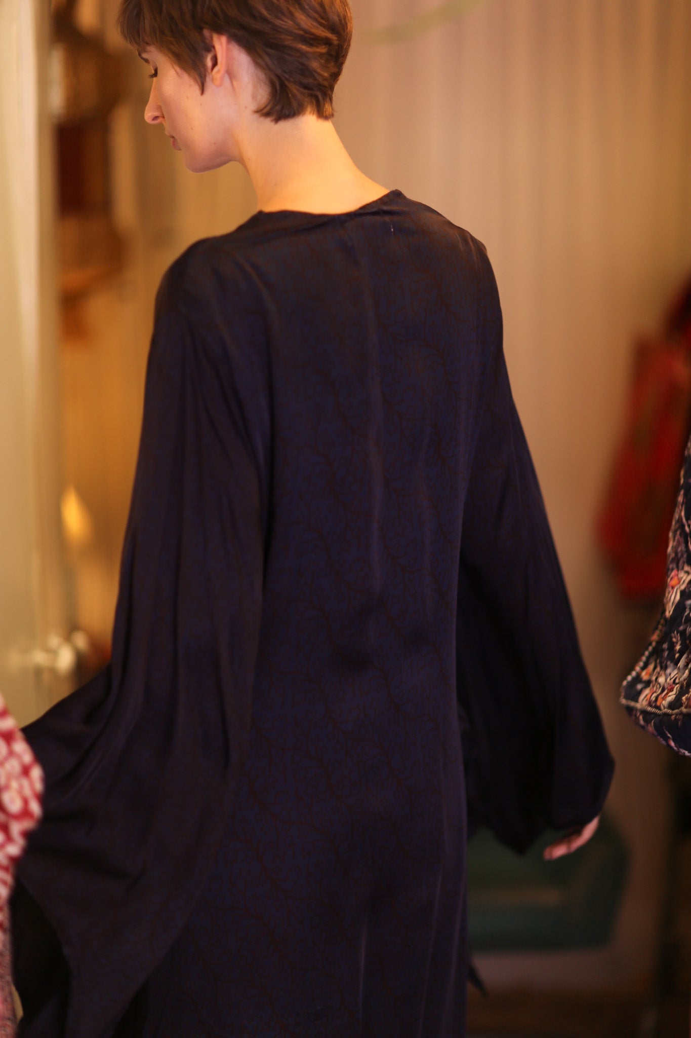 WING KIMONO PINA NOIRA - BANGKOK TAILOR CLOTHING STORE - HANDMADE CLOTHING
