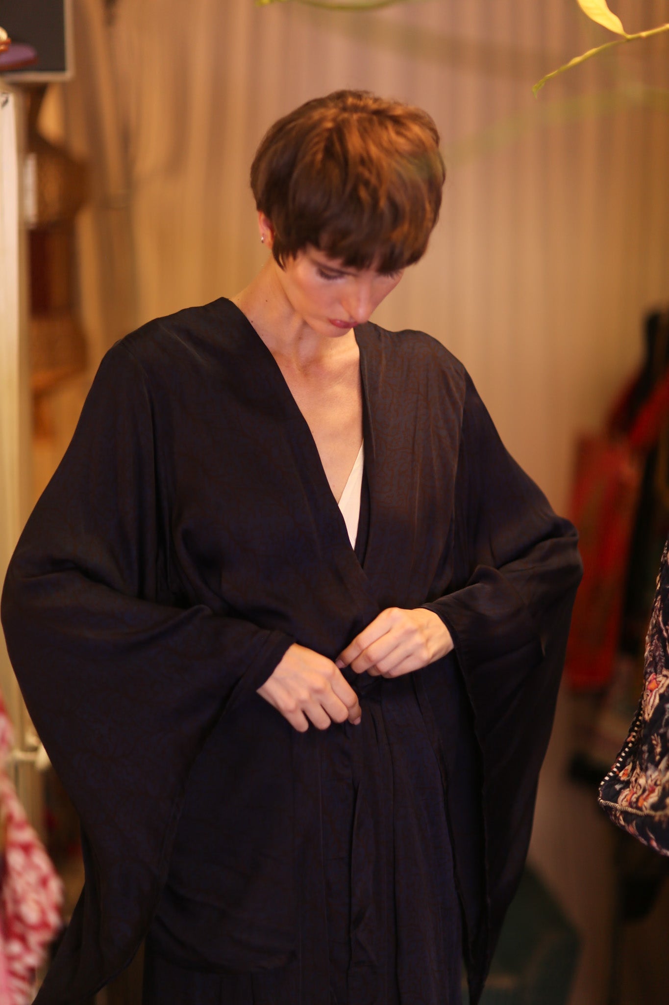 WING KIMONO PINA NOIRA - BANGKOK TAILOR CLOTHING STORE - HANDMADE CLOTHING