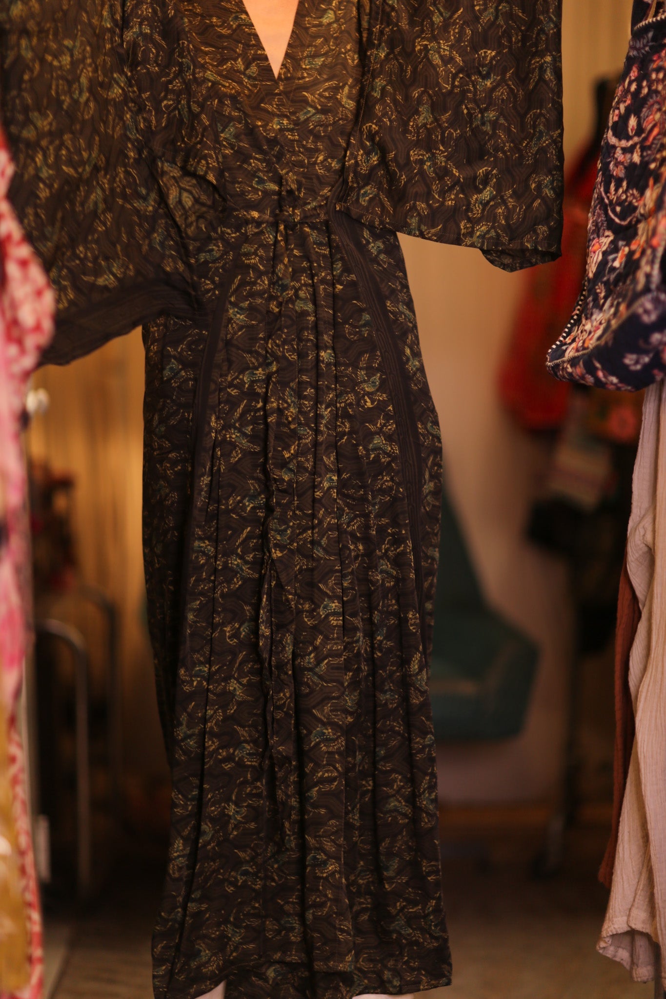 WING KIMONO PINA ZAFIRA - BANGKOK TAILOR CLOTHING STORE - HANDMADE CLOTHING