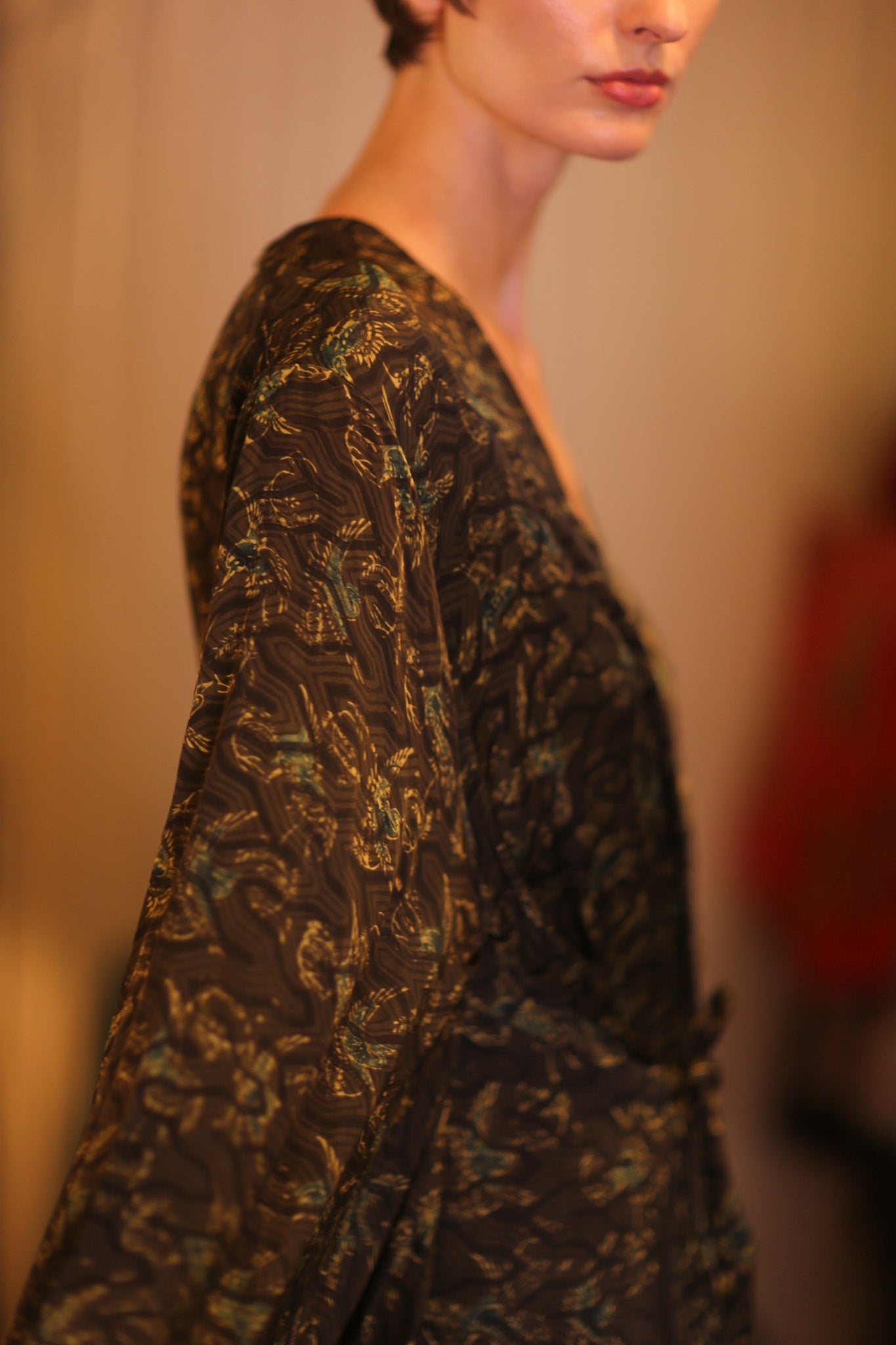 WING KIMONO PINA ZAFIRA - BANGKOK TAILOR CLOTHING STORE - HANDMADE CLOTHING