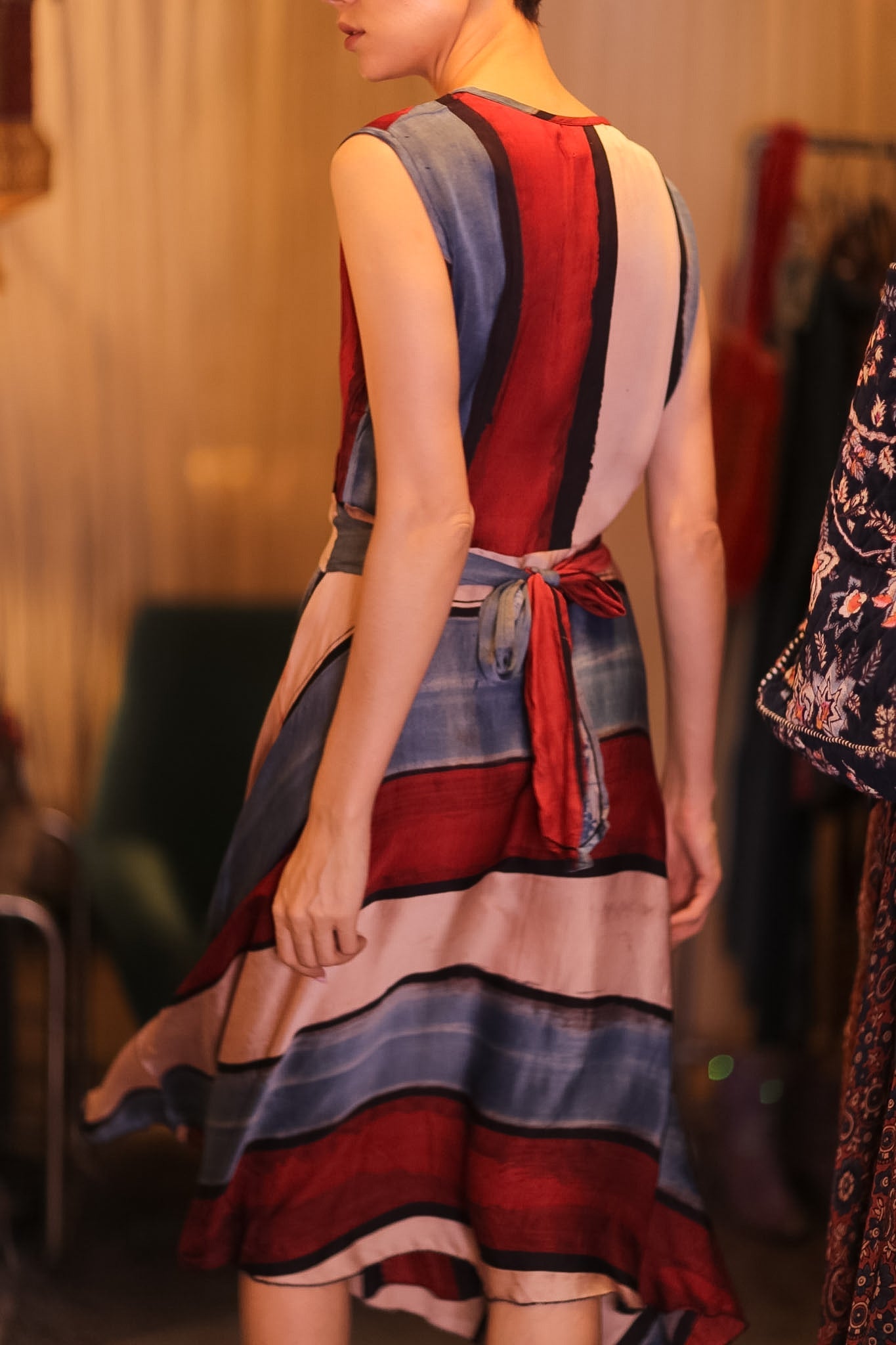 WRAP SILK DRESS GABRIELE CHOLADA - BANGKOK TAILOR CLOTHING STORE - HANDMADE CLOTHING
