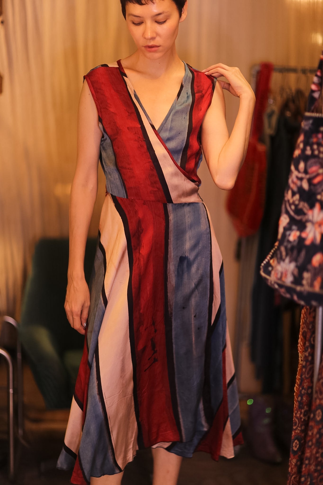 WRAP SILK DRESS GABRIELE CHOLADA - BANGKOK TAILOR CLOTHING STORE - HANDMADE CLOTHING