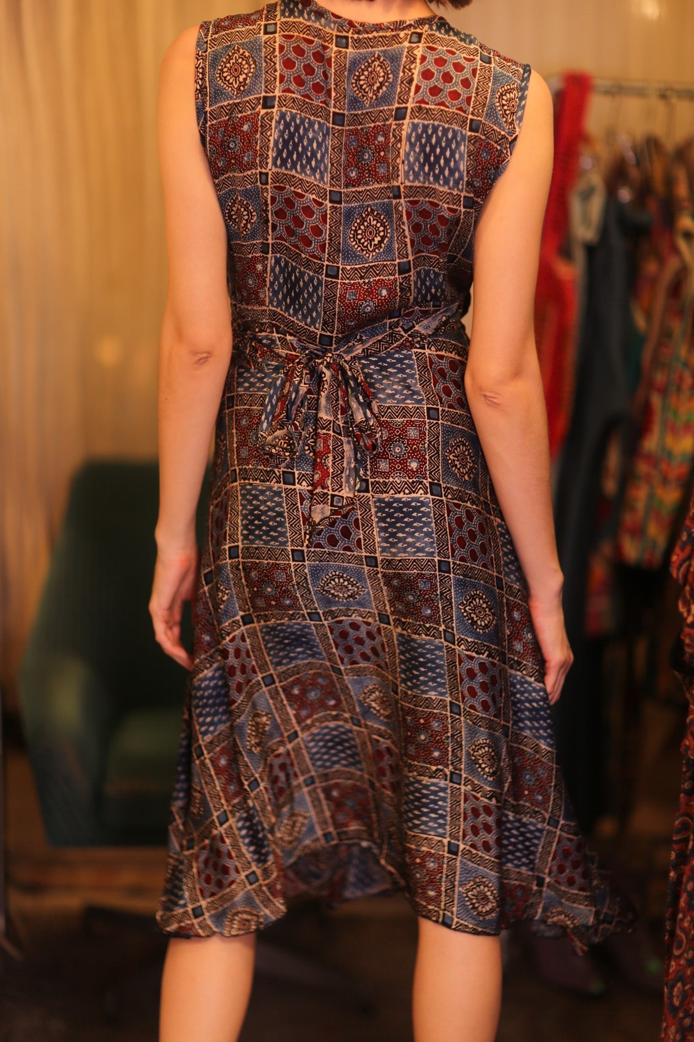 WRAP SILK DRESS GABRIELE KAWAREI - BANGKOK TAILOR CLOTHING STORE - HANDMADE CLOTHING