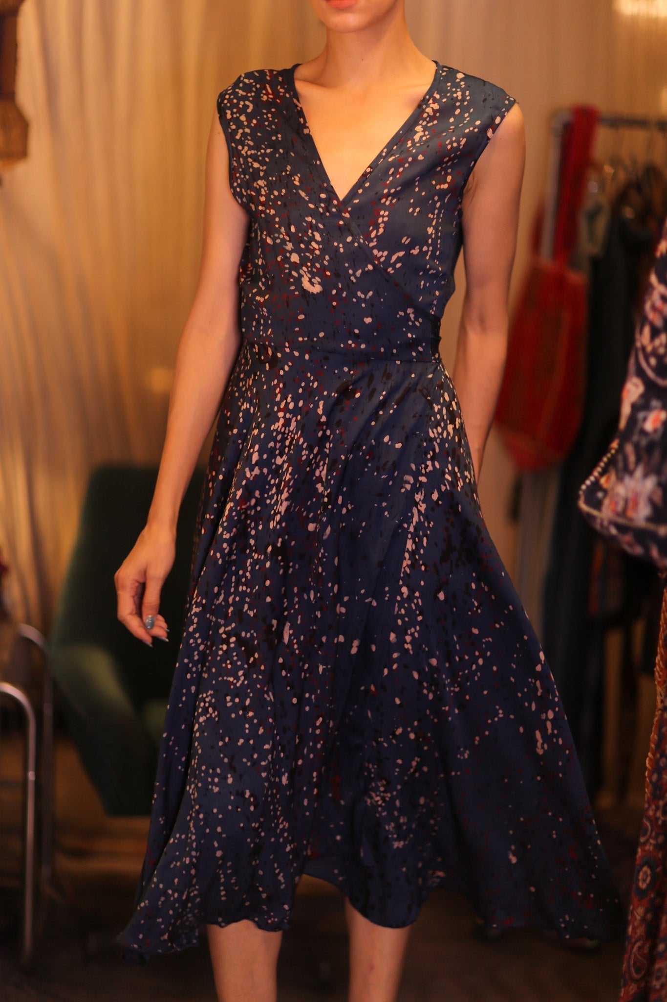 WRAP SILK DRESS GABRIELE SCARLET - BANGKOK TAILOR CLOTHING STORE - HANDMADE CLOTHING