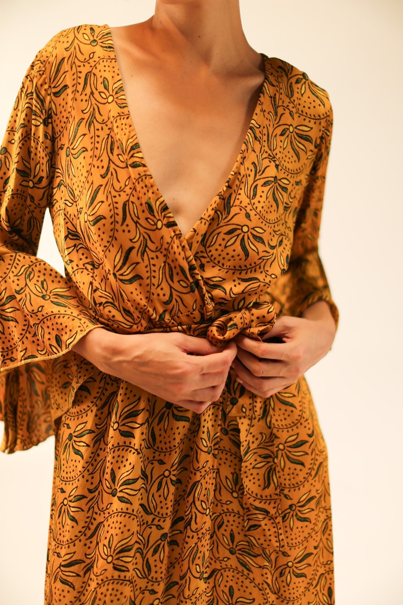 WRAP SILK DRESS KIMONO DAGMARA - BANGKOK TAILOR CLOTHING STORE - HANDMADE CLOTHING