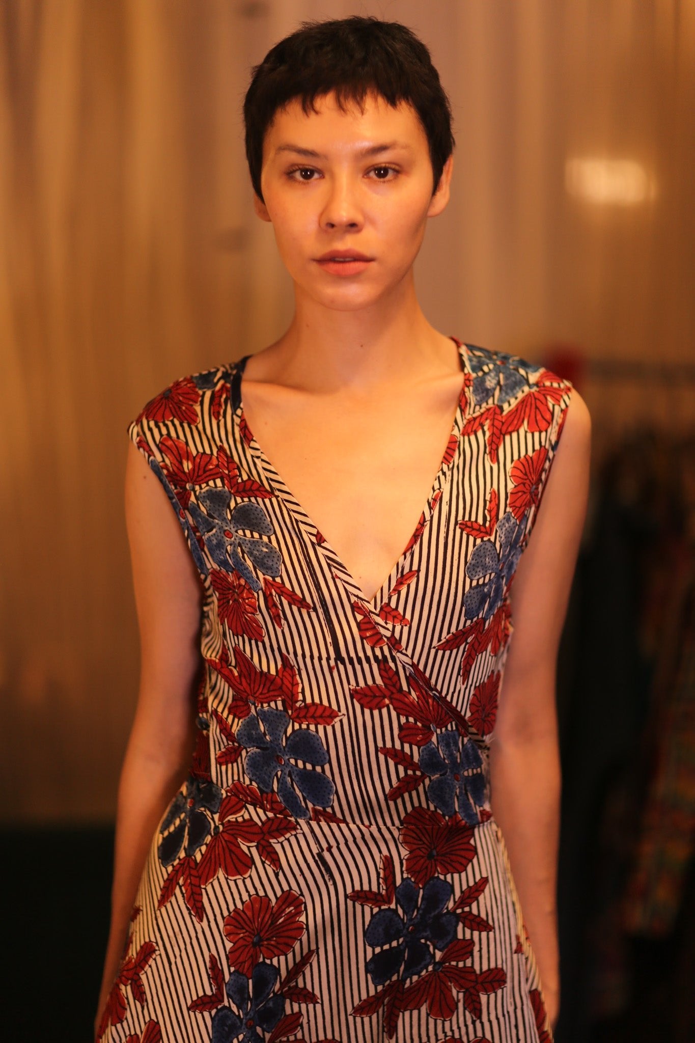 WRAP SILK GABRIELE SAIN - BANGKOK TAILOR CLOTHING STORE - HANDMADE CLOTHING
